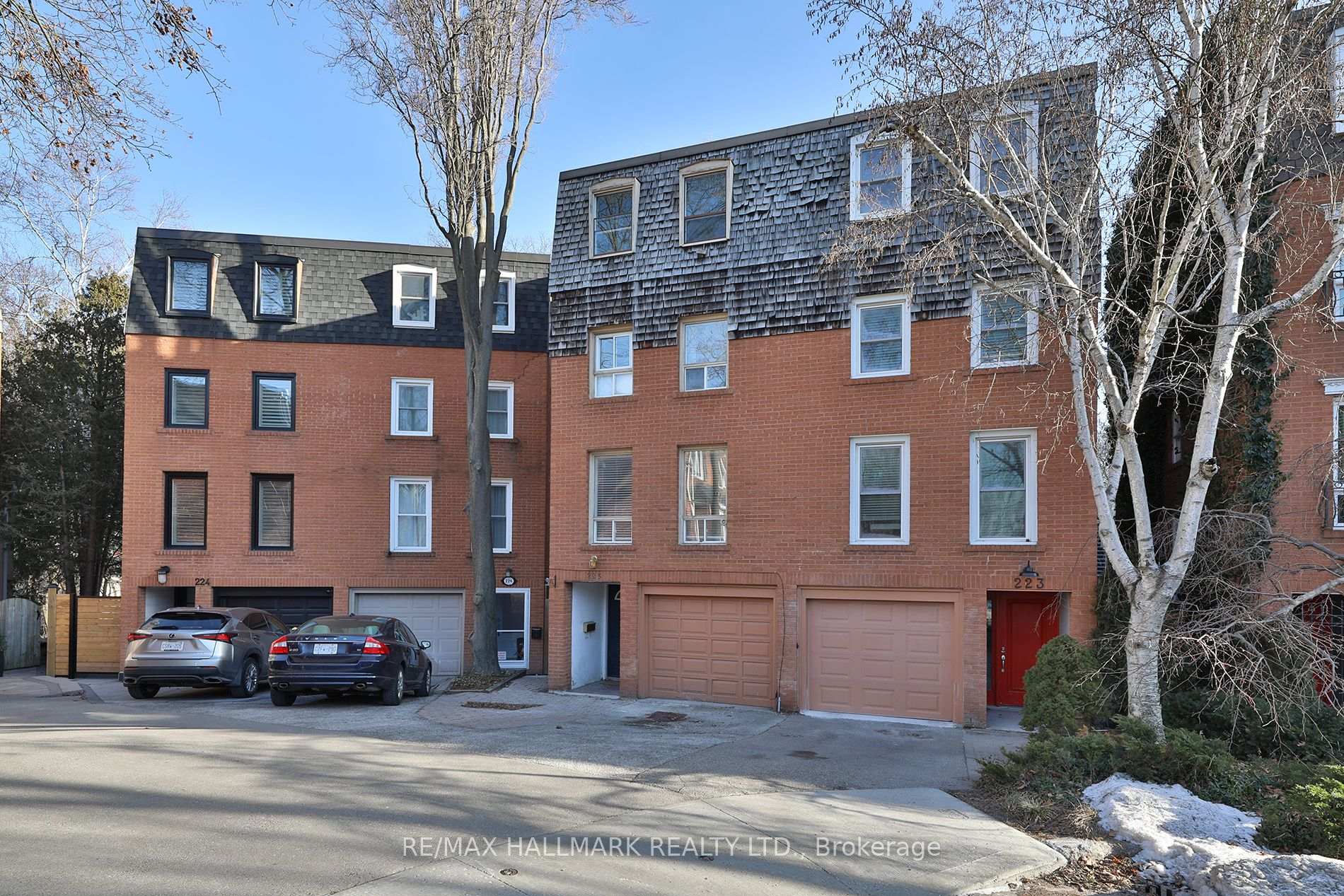 Photo 1 of 225 Roslin Avenue, Toronto, Lawrence Park North — HOMEH