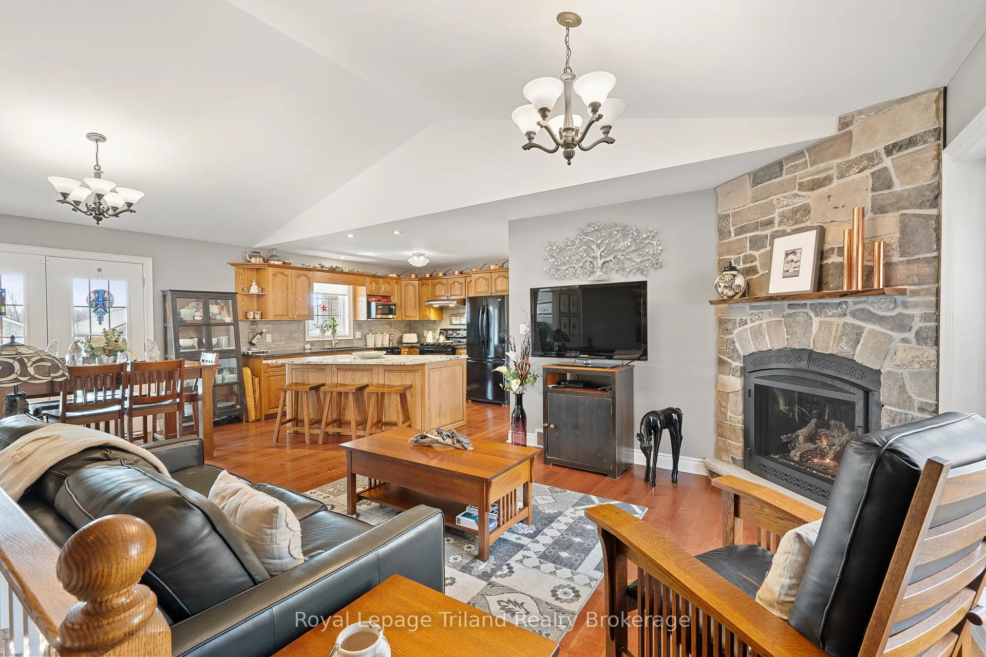 Photo 12 of 4 Clayton Street, West Perth, Mitchell — HOMEH