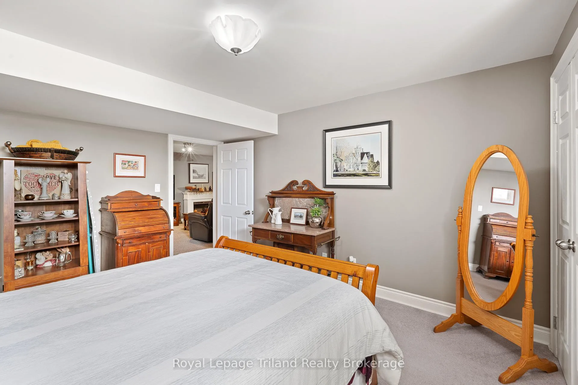 Photo 29 of 4 Clayton Street, West Perth, Mitchell — HOMEH