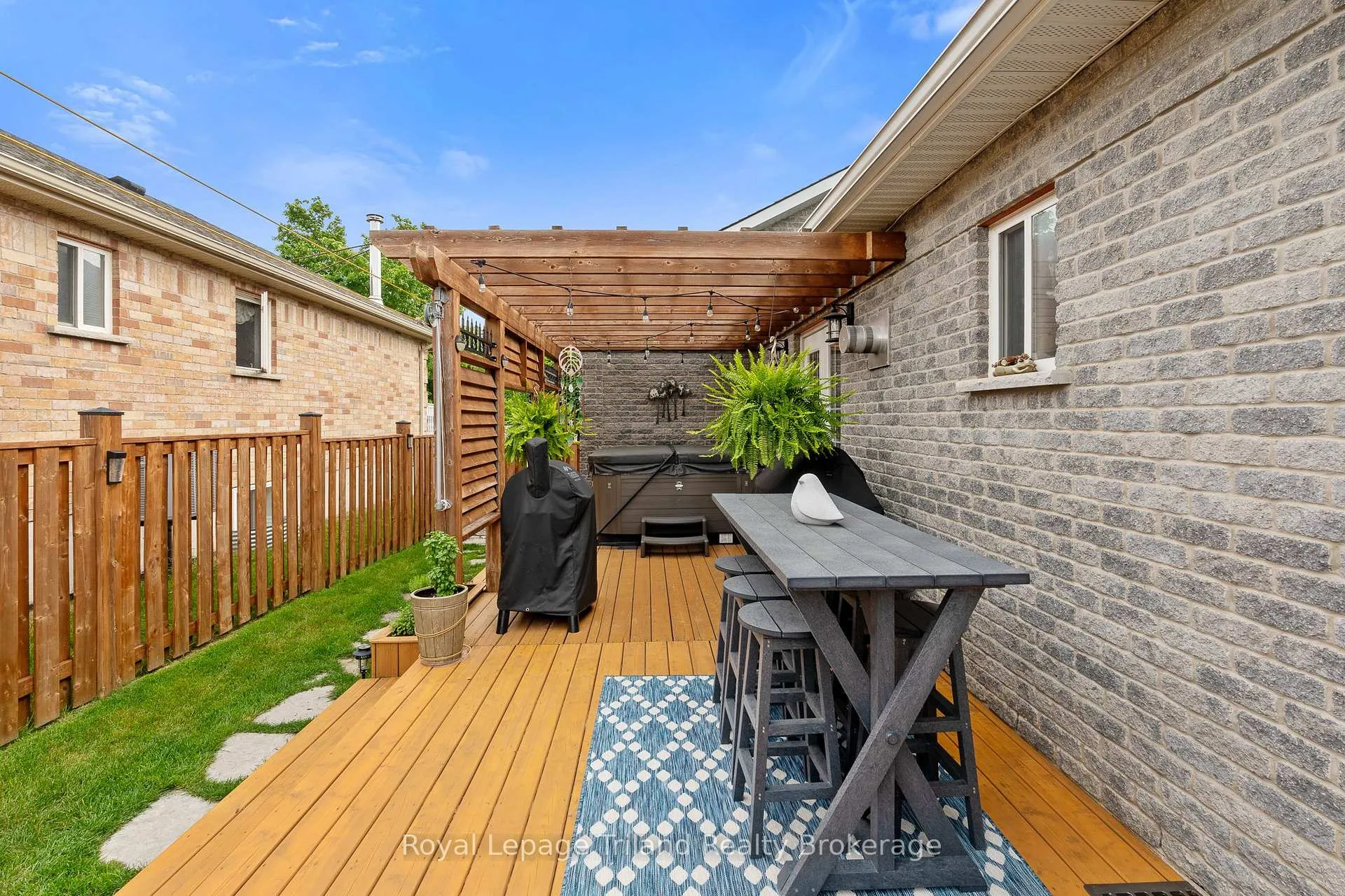 Photo 37 of 4 Clayton Street, West Perth, Mitchell — HOMEH
