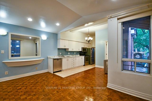 Photo 6 of Unit 2, 1007 Bathurst Street, Toronto, The Annex — HOMEH