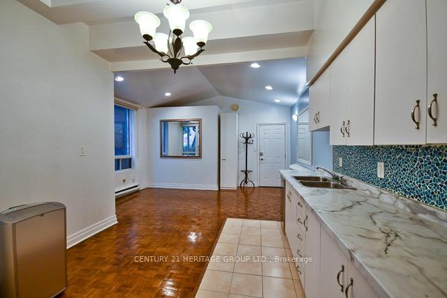 Photo 8 of Unit 2, 1007 Bathurst Street, Toronto, The Annex — HOMEH