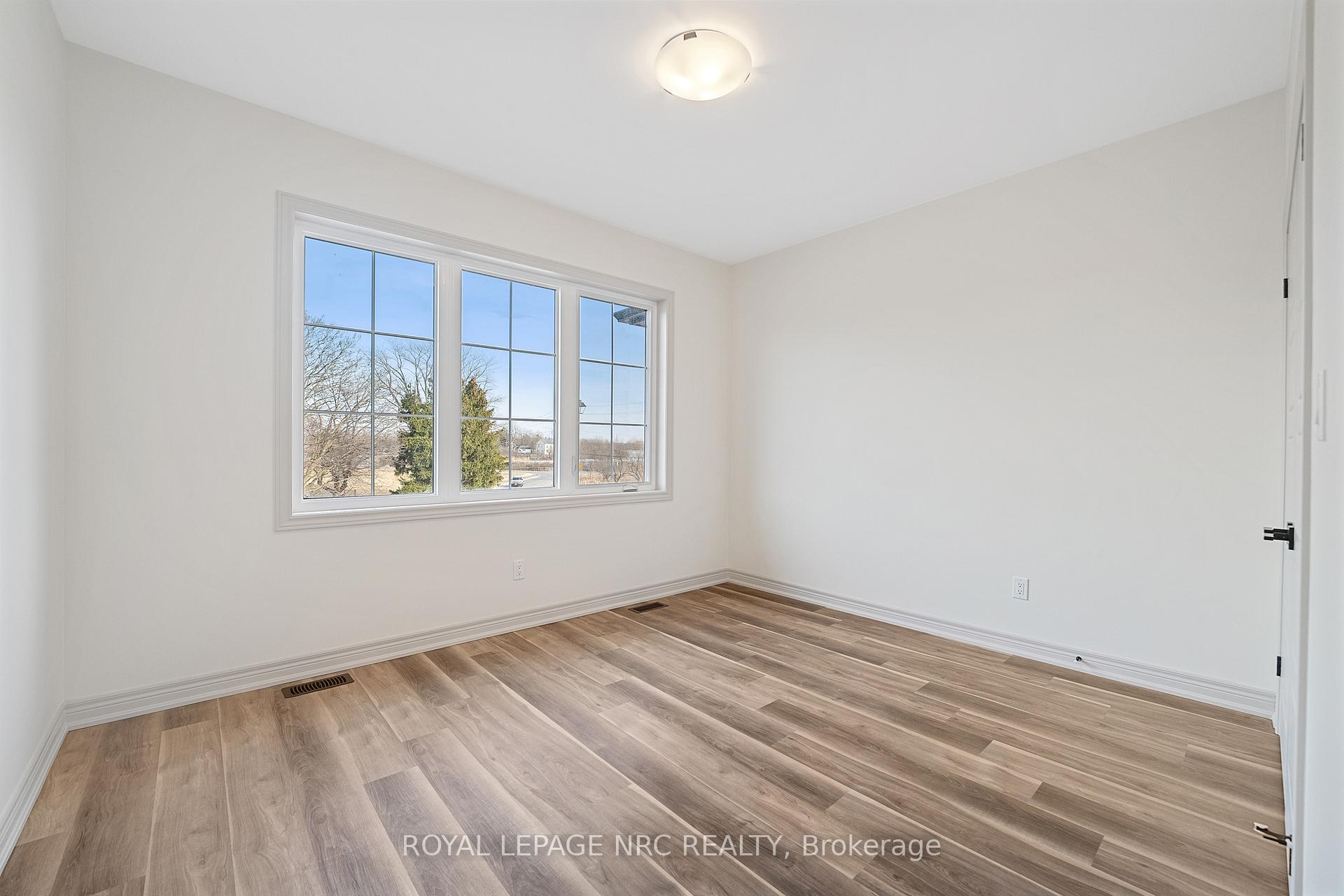Photo 34 of 29 Beaverloch Drive, Thorold, Confederation Heights — HOMEH