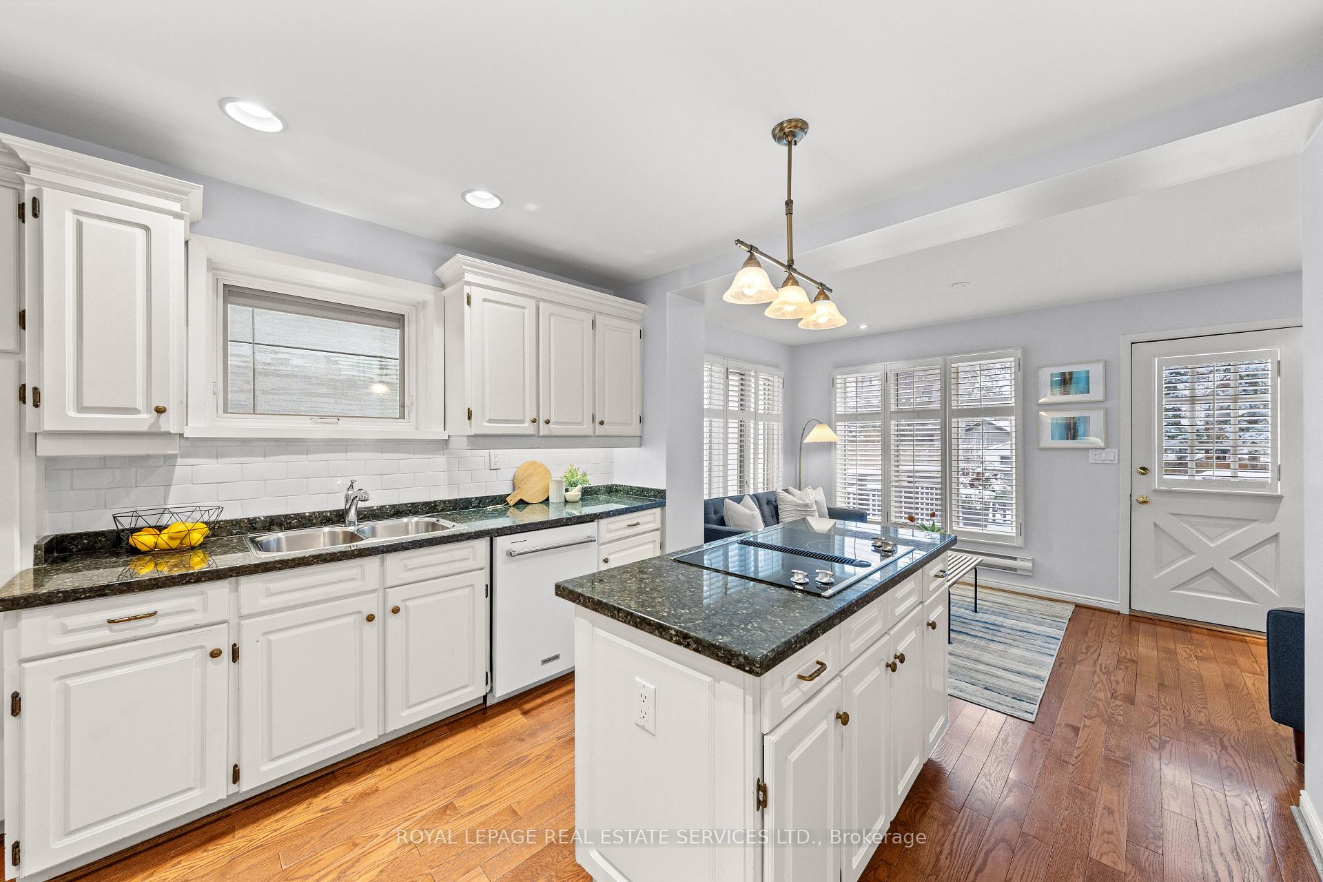 Photo 4 of 208 Glenforest Road, Toronto, Lawrence Park North — HOMEH