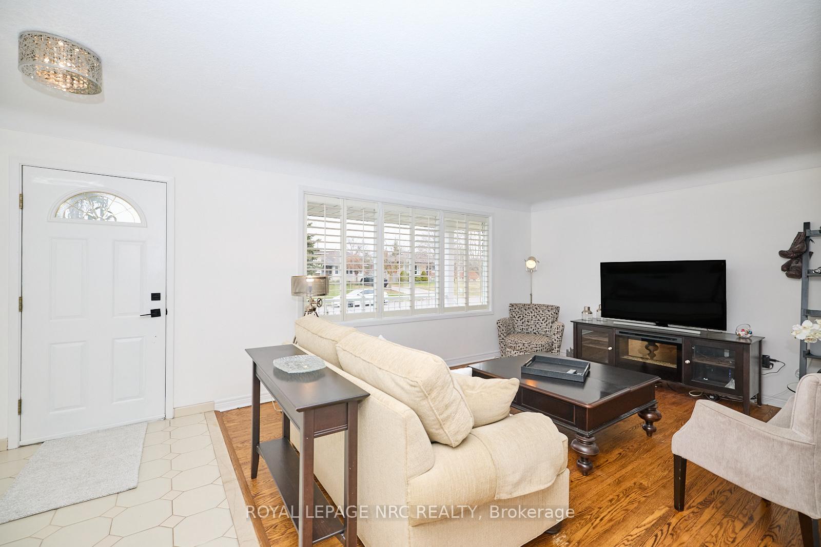 Photo 6 of 75 Rose Avenue, Thorold, Thorold Downtown — HOMEH