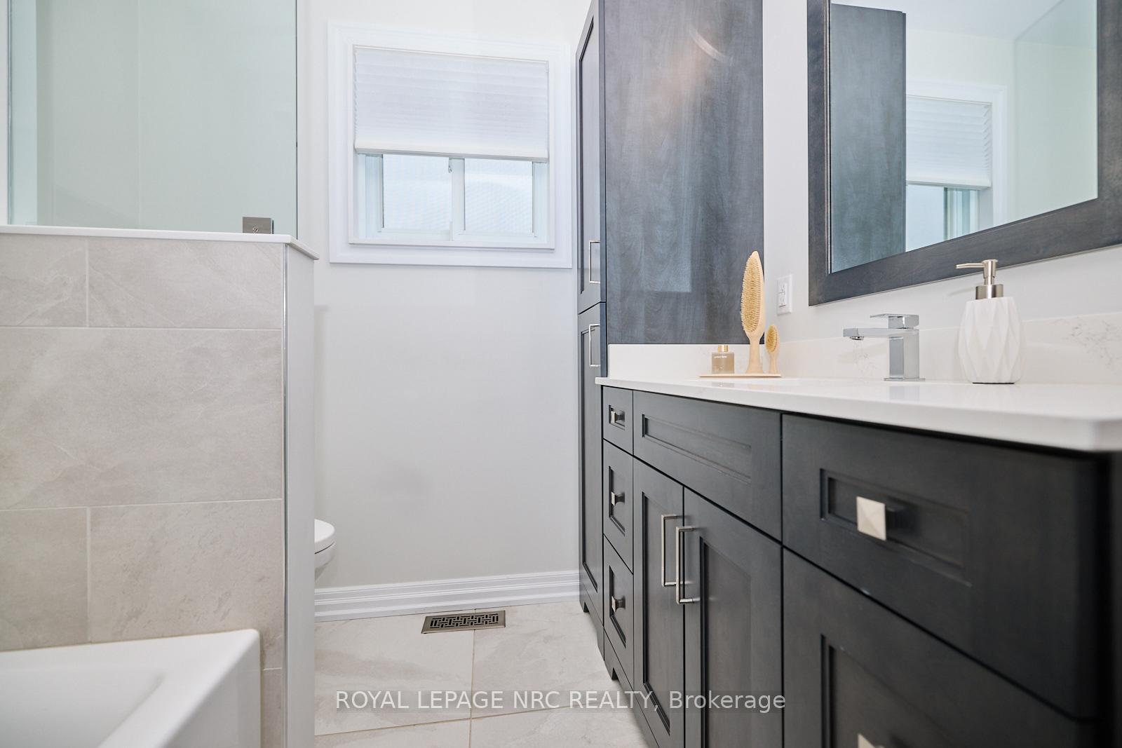 Photo 13 of 75 Rose Avenue, Thorold, Thorold Downtown — HOMEH