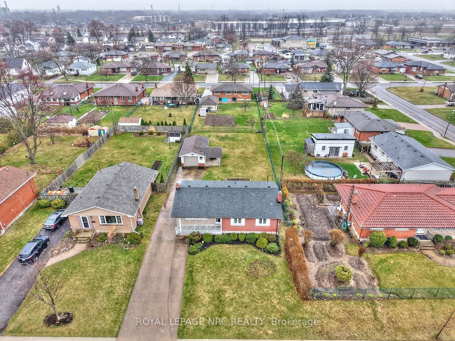 Photo 41 of 75 Rose Avenue, Thorold, Thorold Downtown — HOMEH