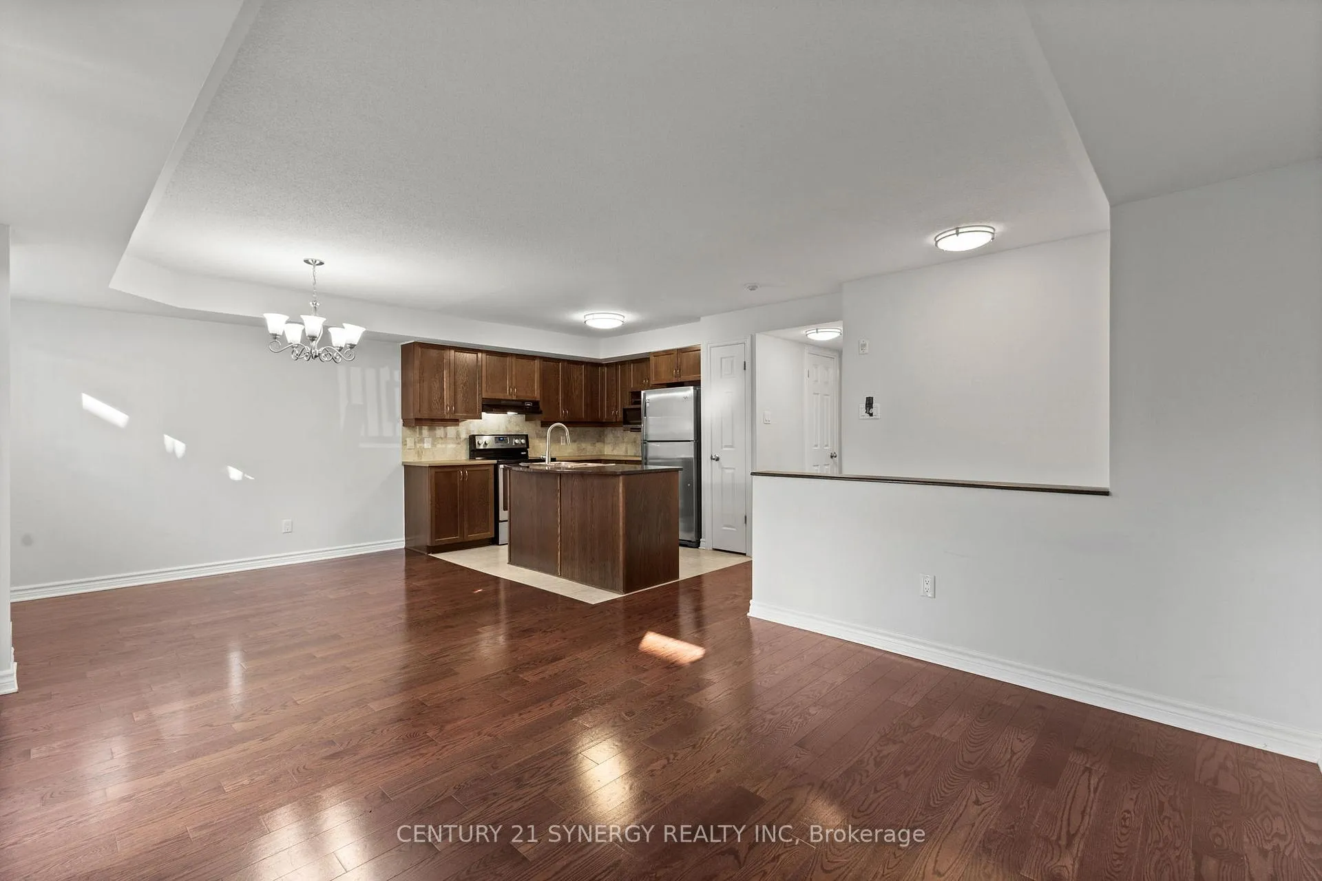 Photo 6 of Unit 2, 38 Barnstone Drive, Ottawa, Barrhaven East — HOMEH