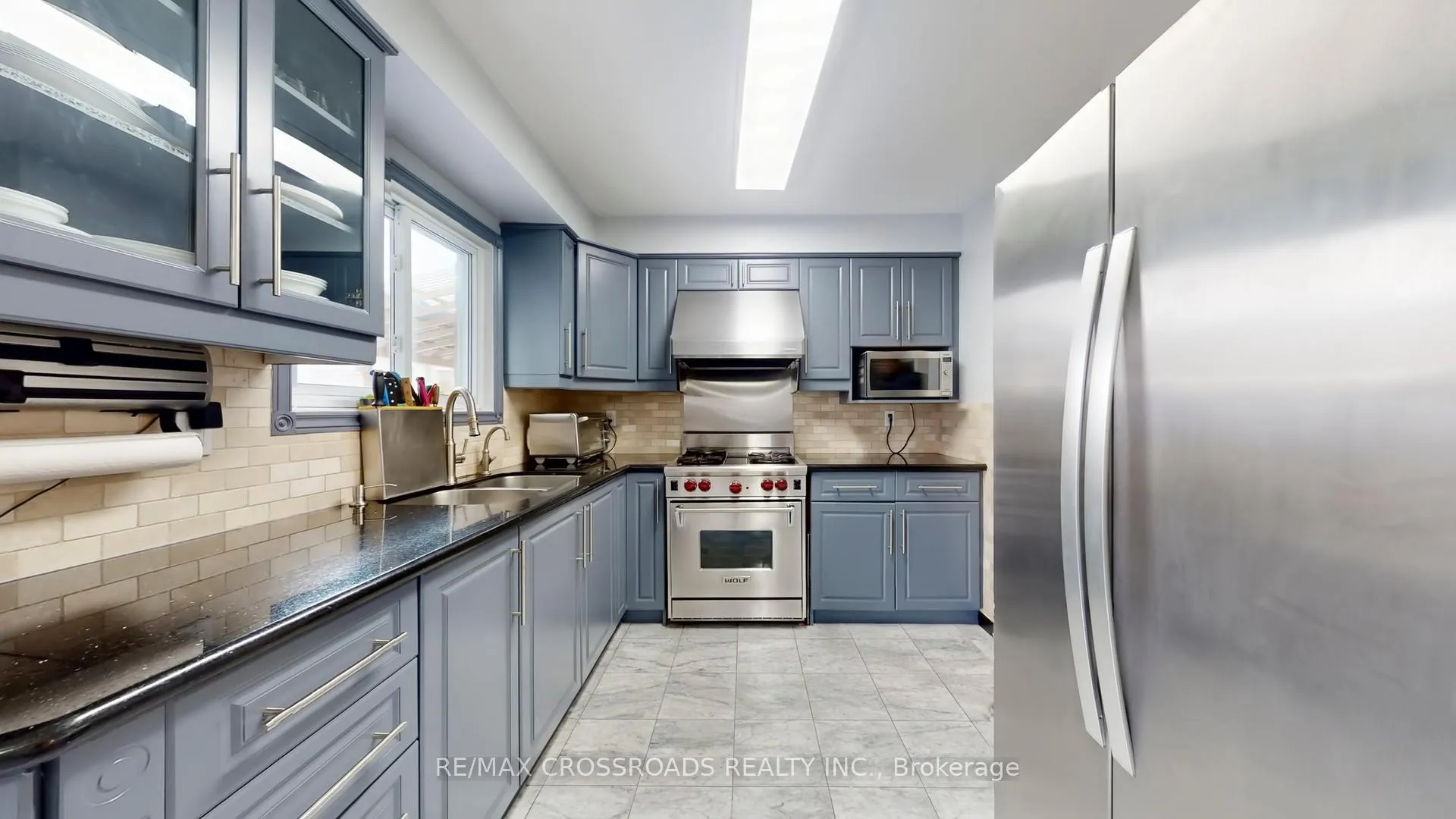 Photo 11 of 25 Rowe Court, Markham, Middlefield — HOMEH