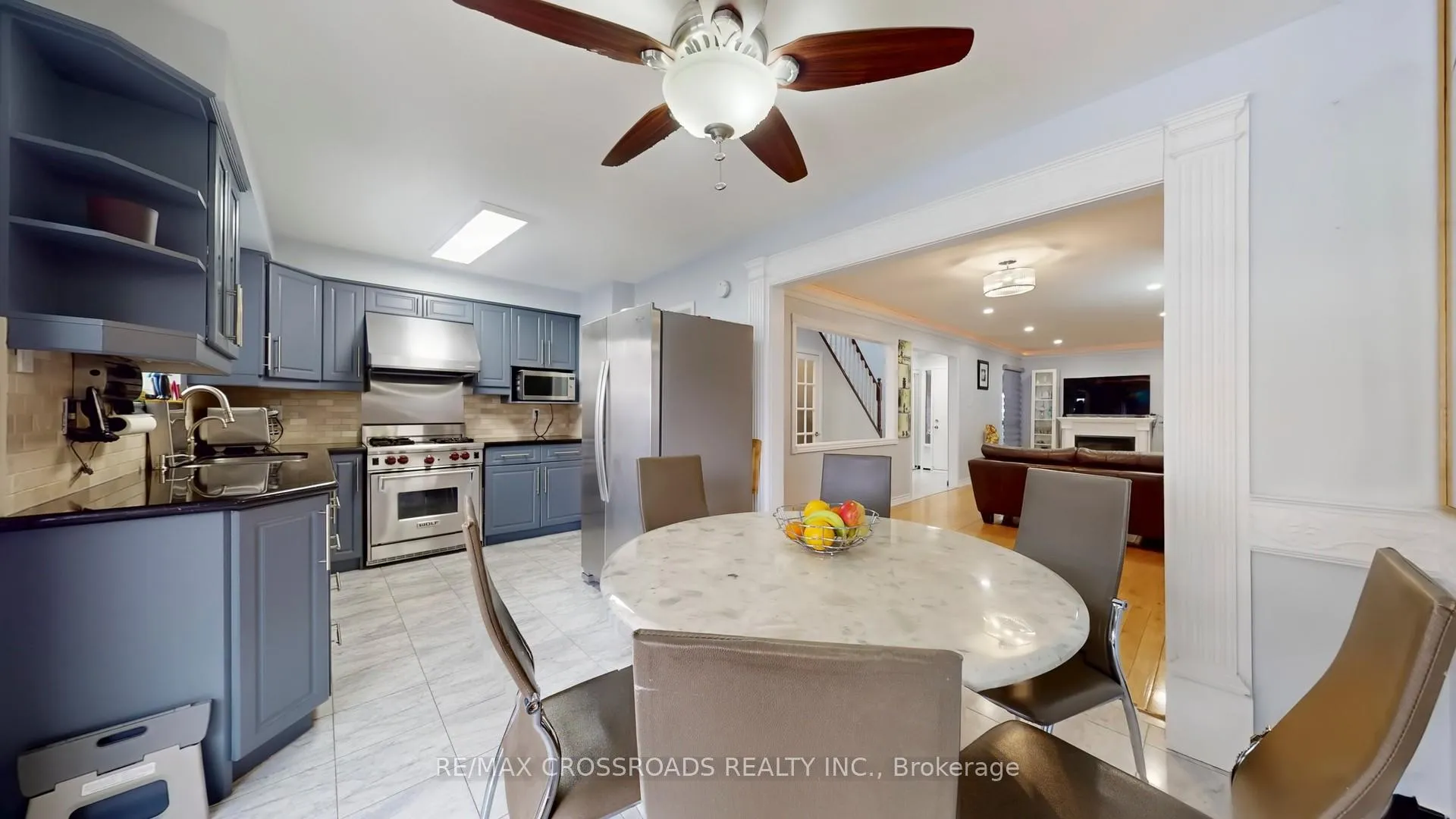 Photo 15 of 25 Rowe Court, Markham, Middlefield — HOMEH