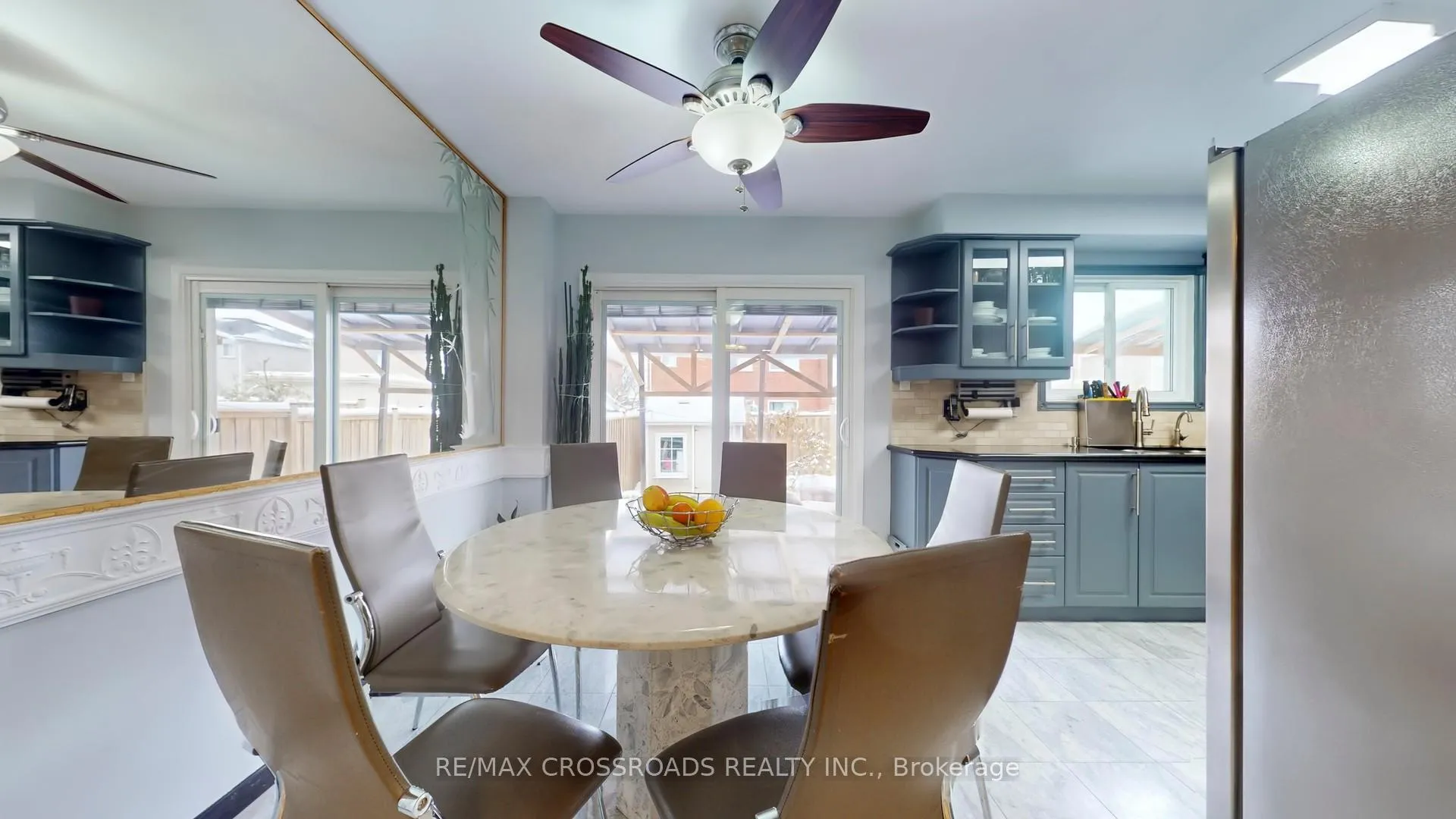 Photo 17 of 25 Rowe Court, Markham, Middlefield — HOMEH