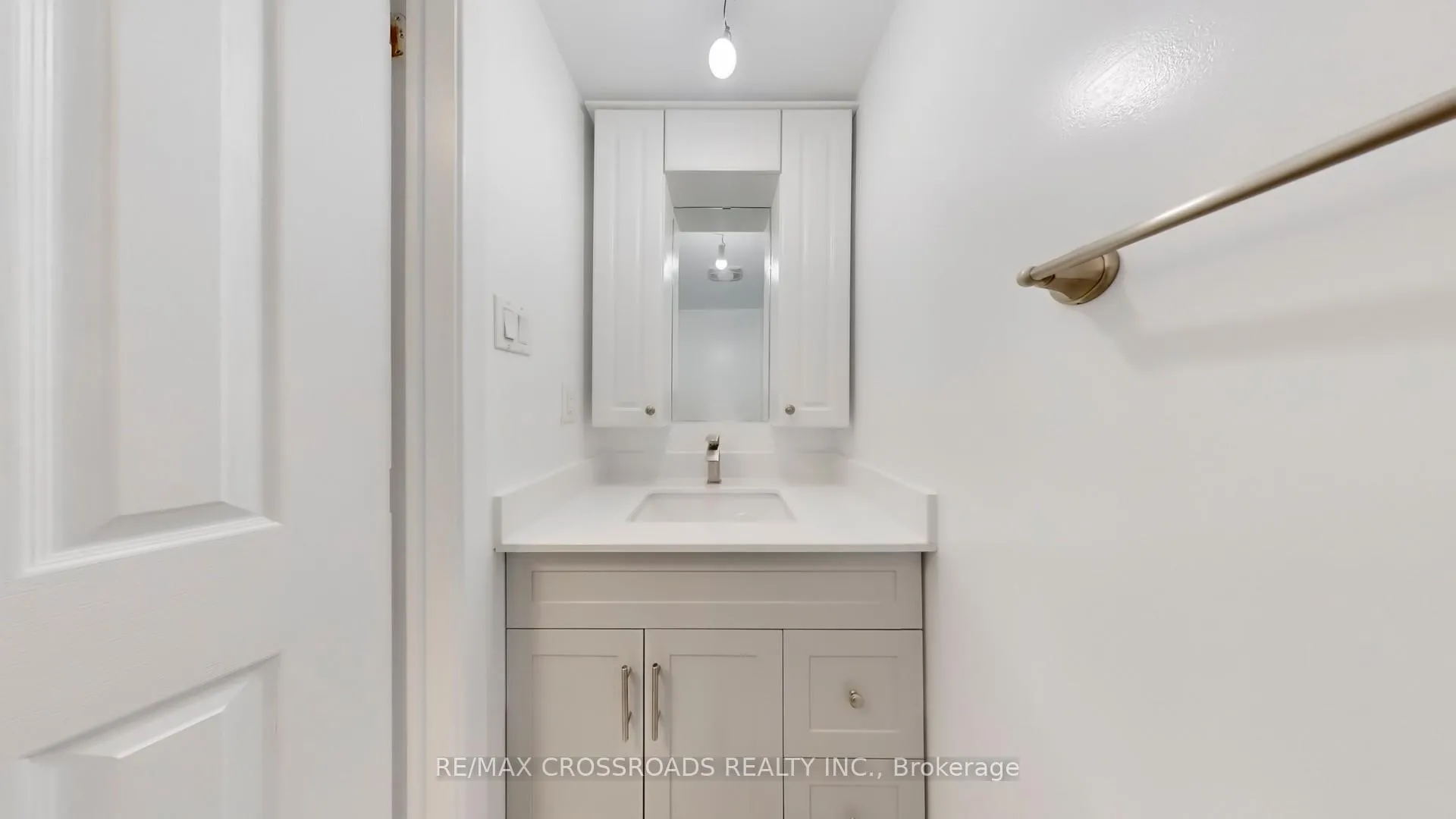Photo 19 of 25 Rowe Court, Markham, Middlefield — HOMEH