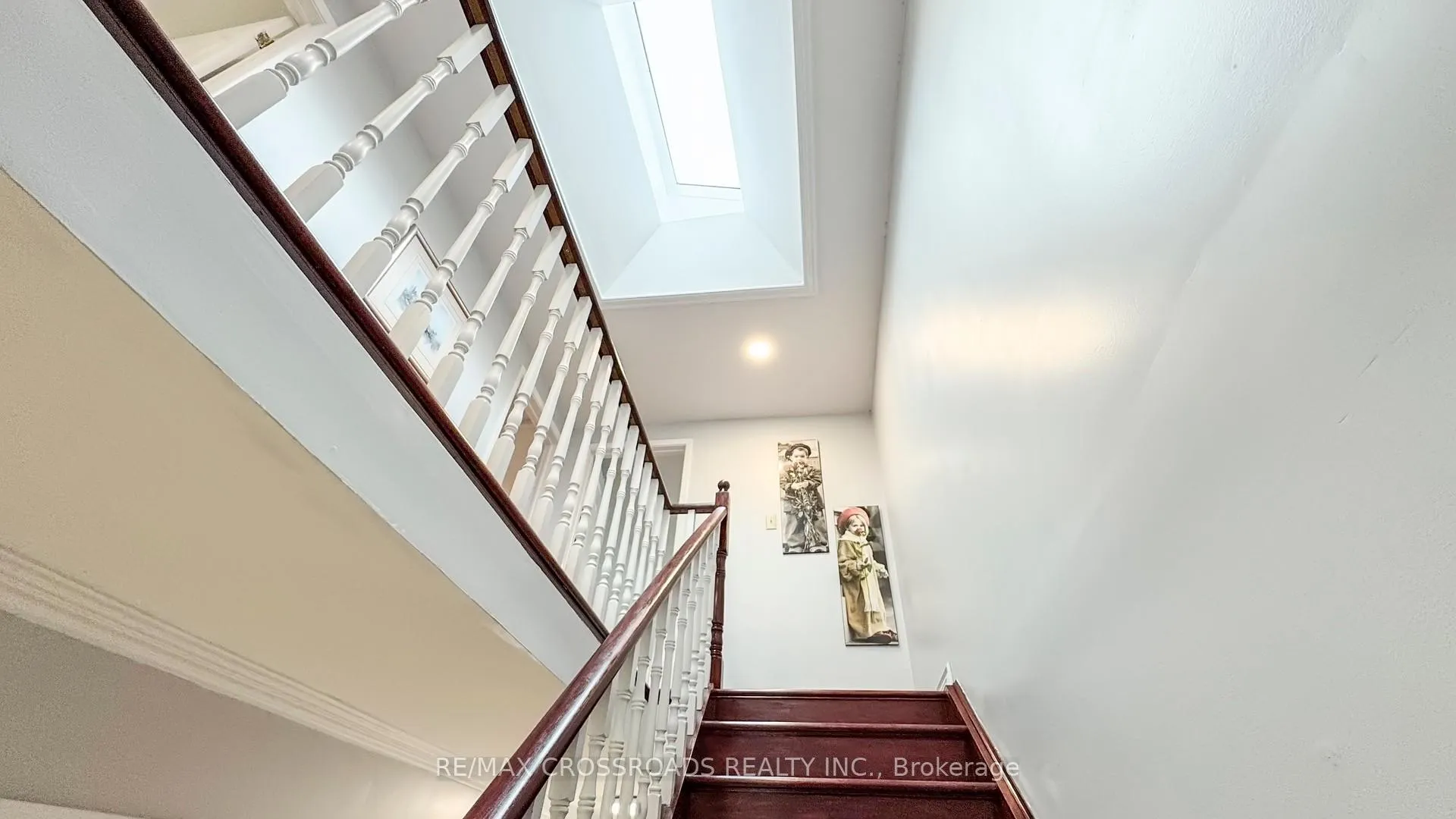 Photo 23 of 25 Rowe Court, Markham, Middlefield — HOMEH