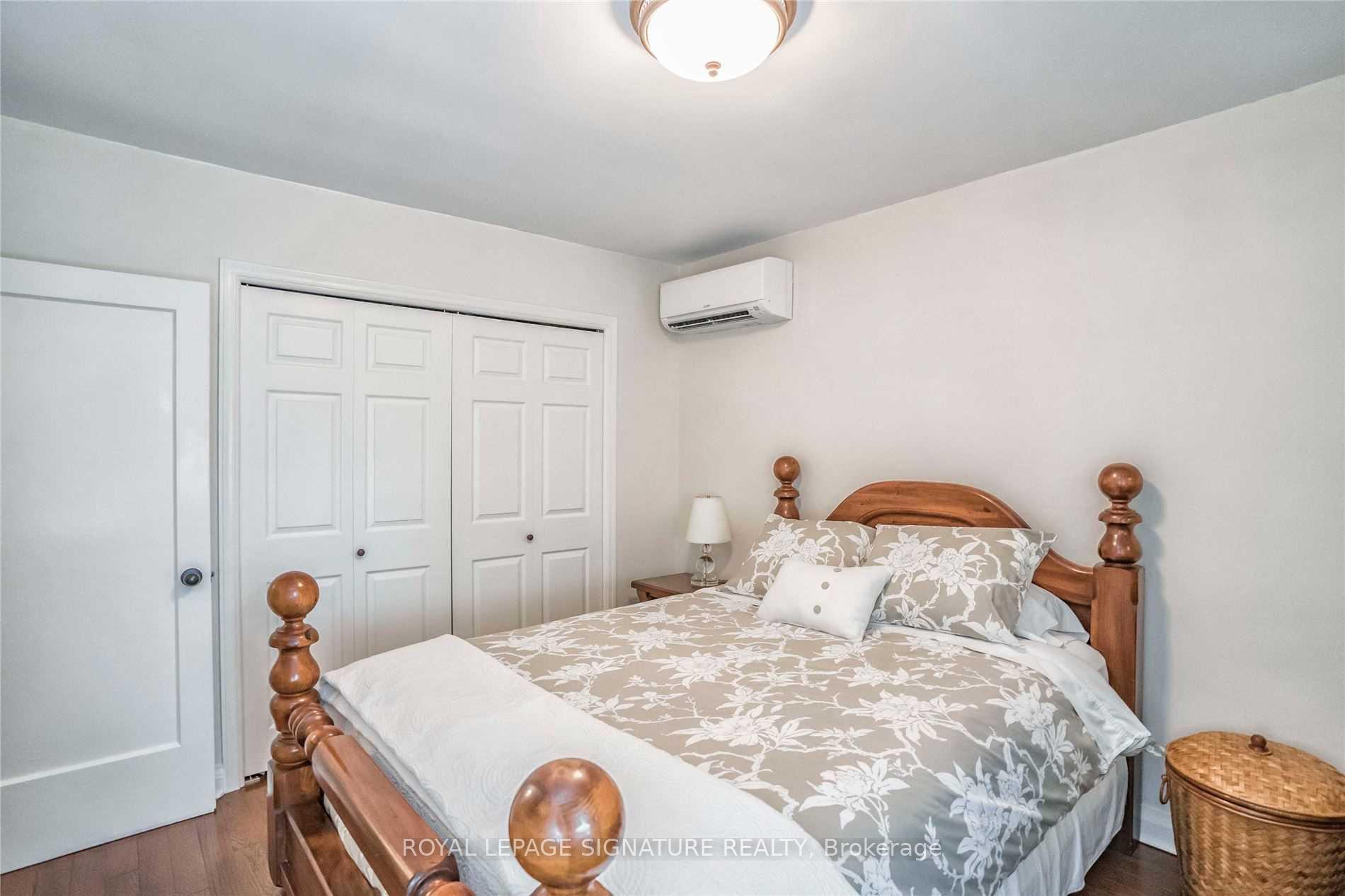 Photo 10 of 20 Roblin Avenue, Toronto, East York — HOMEH
