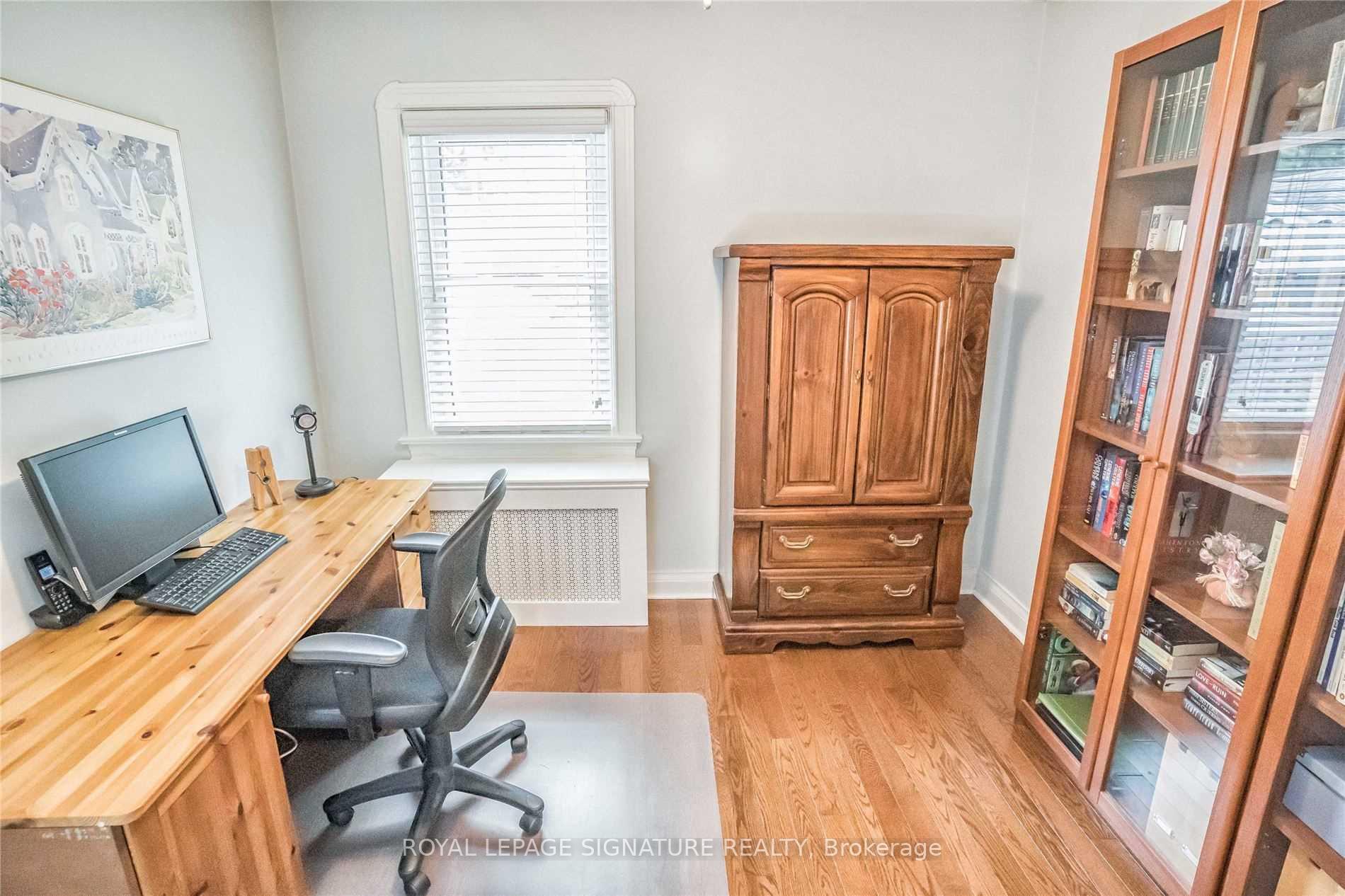 Photo 11 of 20 Roblin Avenue, Toronto, East York — HOMEH
