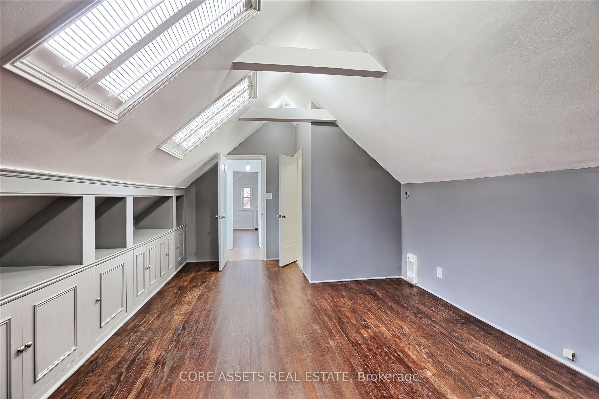 Photo 23 of 8 Park Hill Road, Toronto, Forest Hill North — HOMEH