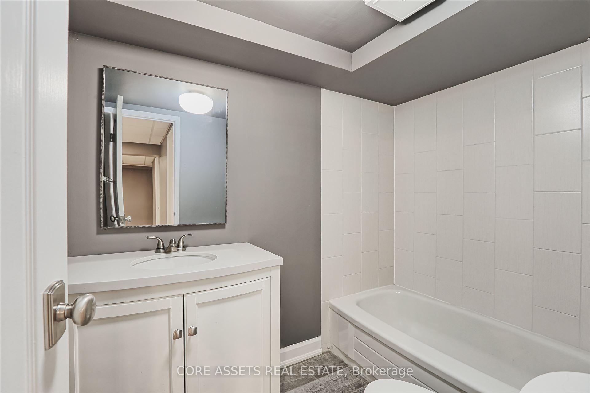 Photo 16 of 8 Park Hill Road, Toronto, Forest Hill North — HOMEH