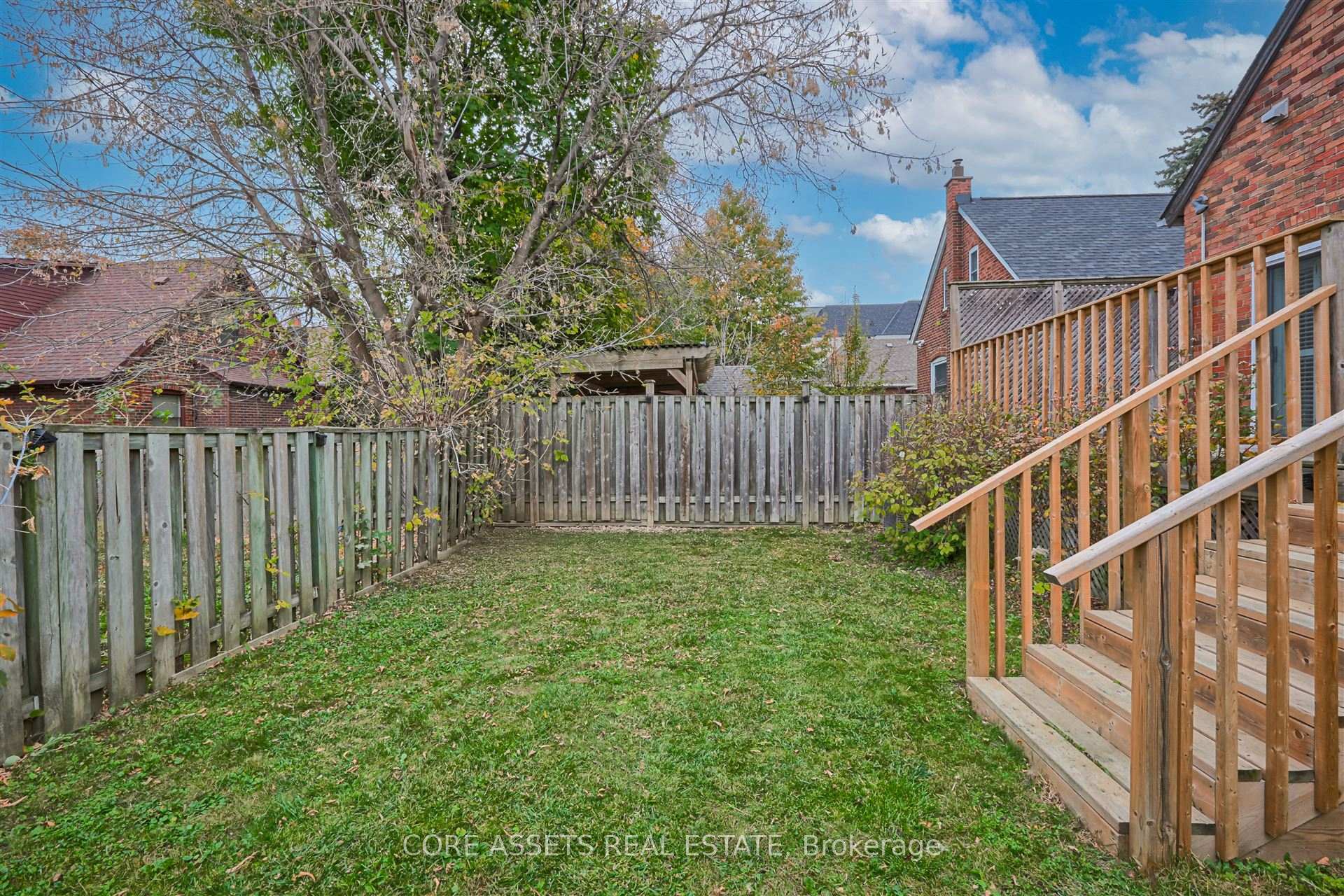 Photo 21 of 8 Park Hill Road, Toronto, Forest Hill North — HOMEH