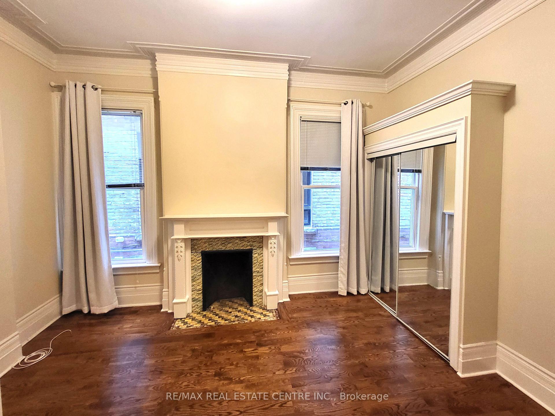 Photo 7 of Unit 1, 129 Walmer Road, Toronto, The Annex — HOMEH