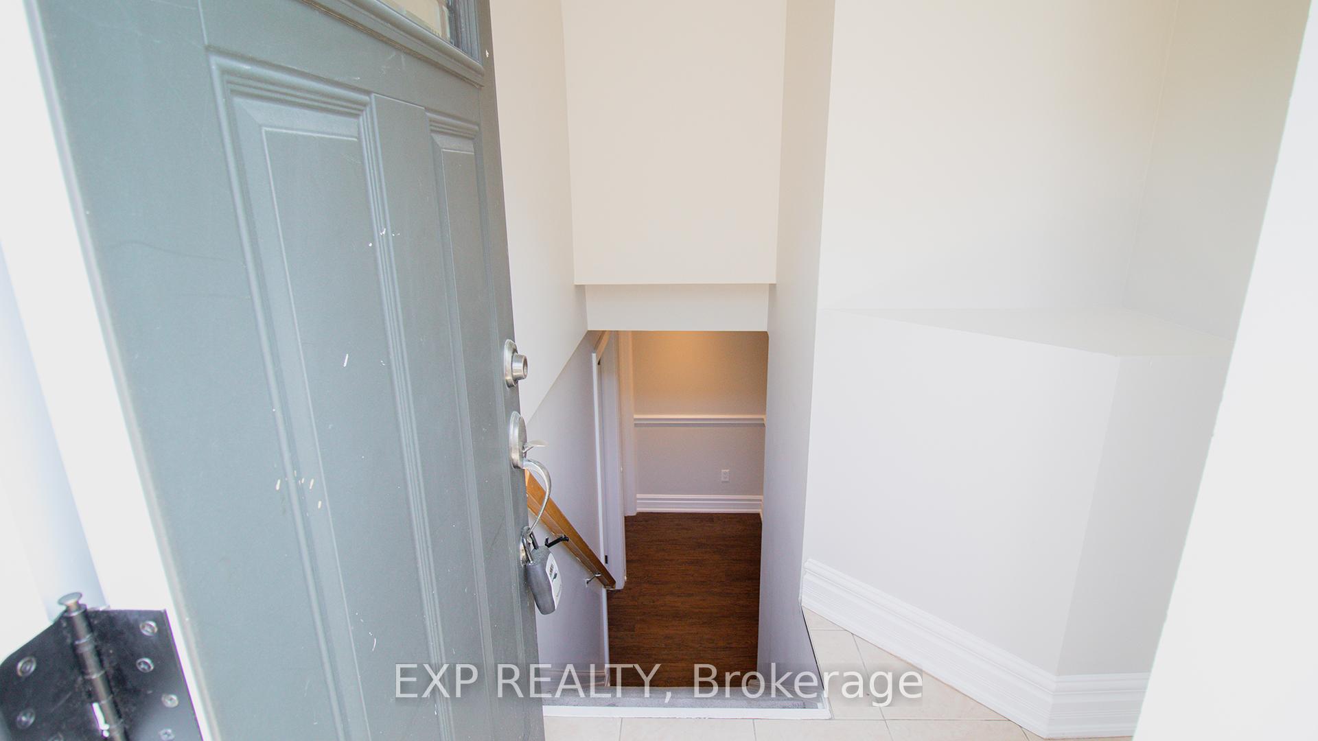 Photo 19 of Unit LOWER, 131 Braemar Avenue, Toronto, Yonge-Eglinton — HOMEH