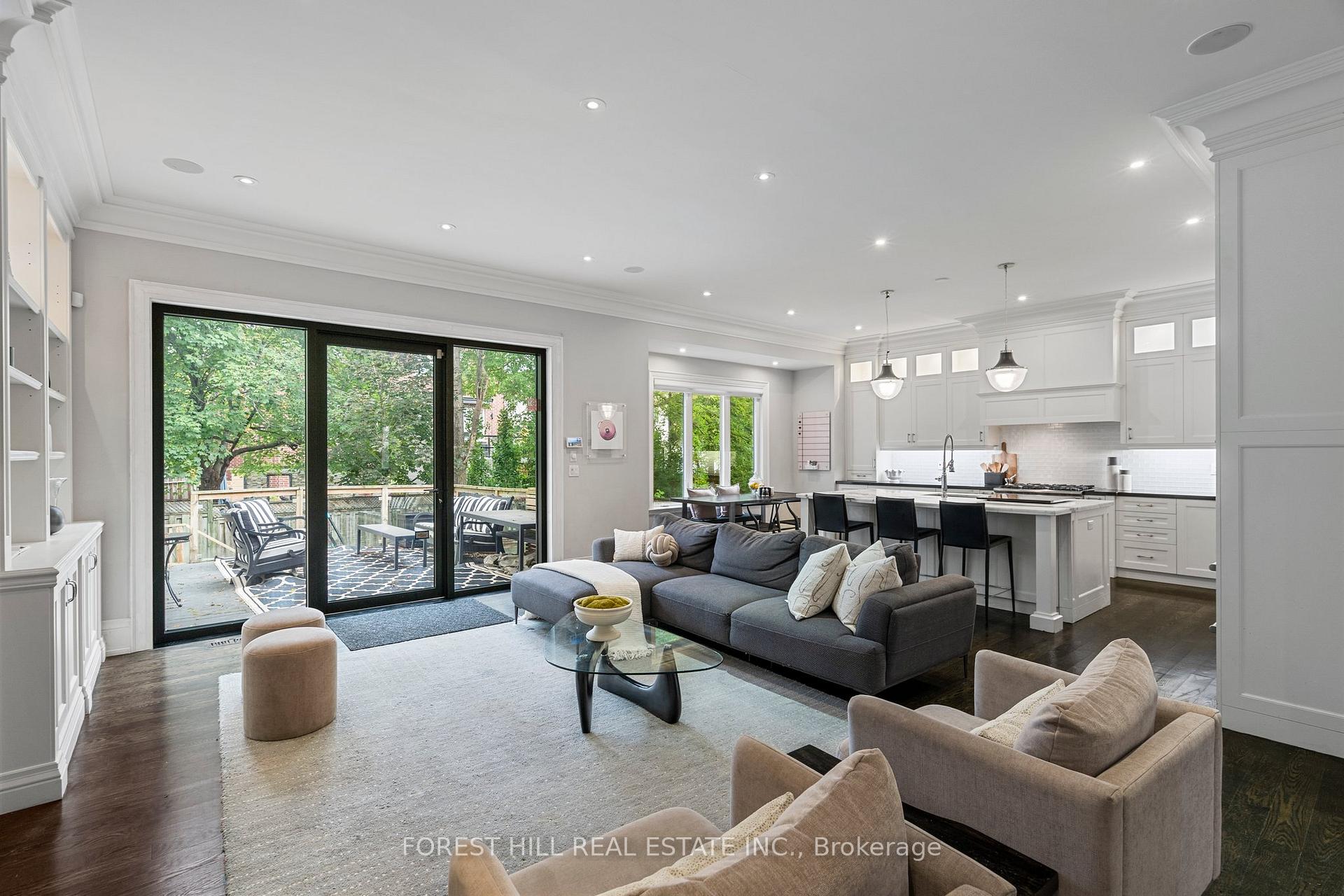 Photo 13 of 102 Carmichael Avenue, Toronto, Bedford Park-Nortown — HOMEH