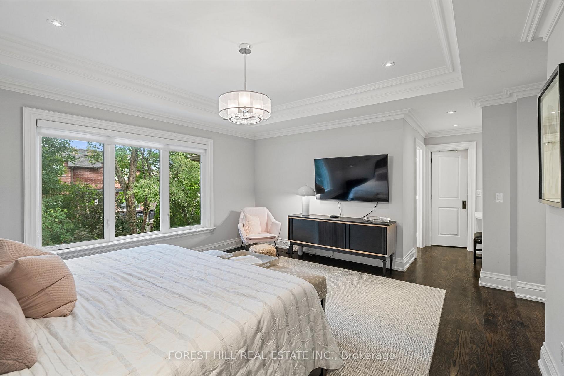 Photo 17 of 102 Carmichael Avenue, Toronto, Bedford Park-Nortown — HOMEH