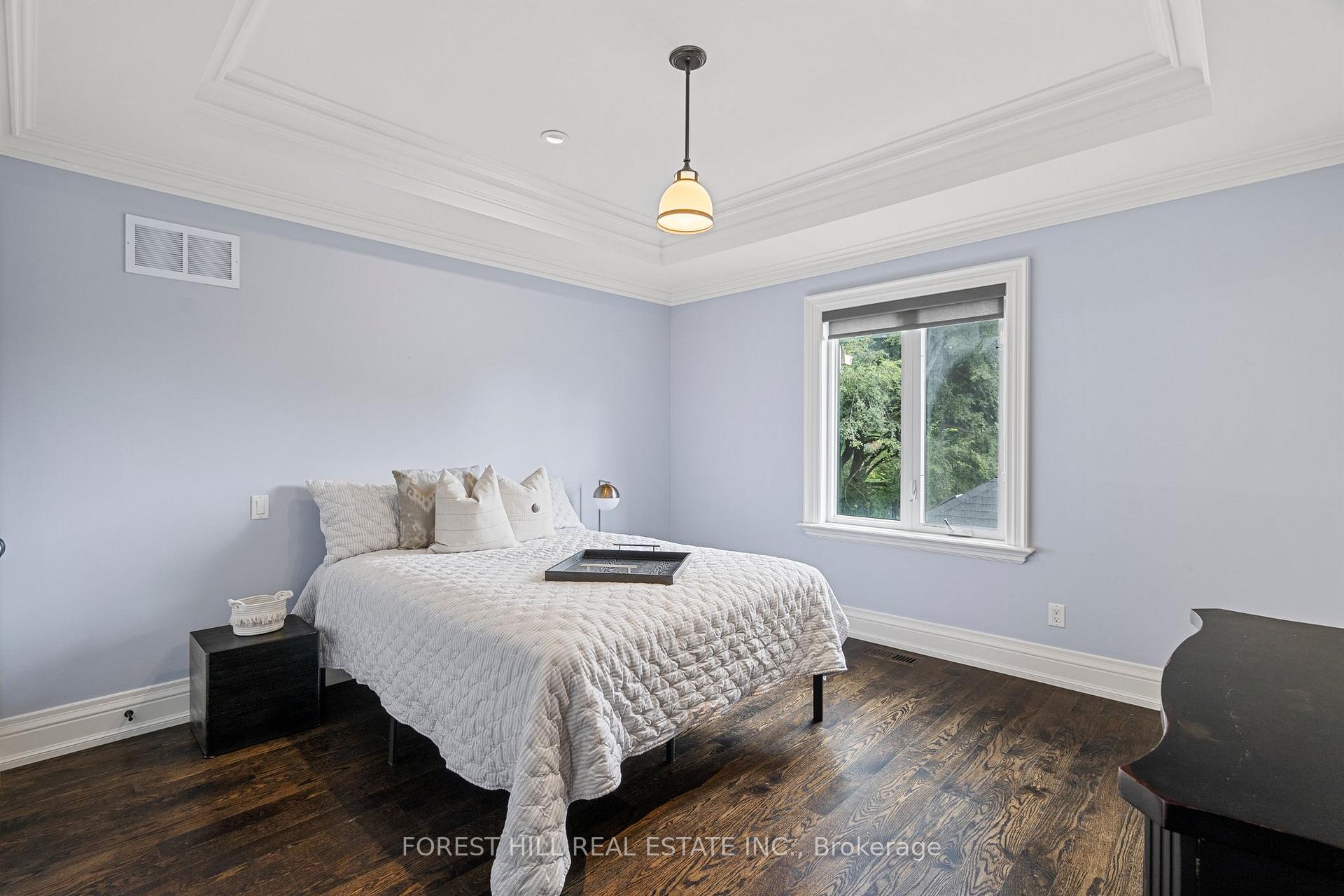 Photo 20 of 102 Carmichael Avenue, Toronto, Bedford Park-Nortown — HOMEH