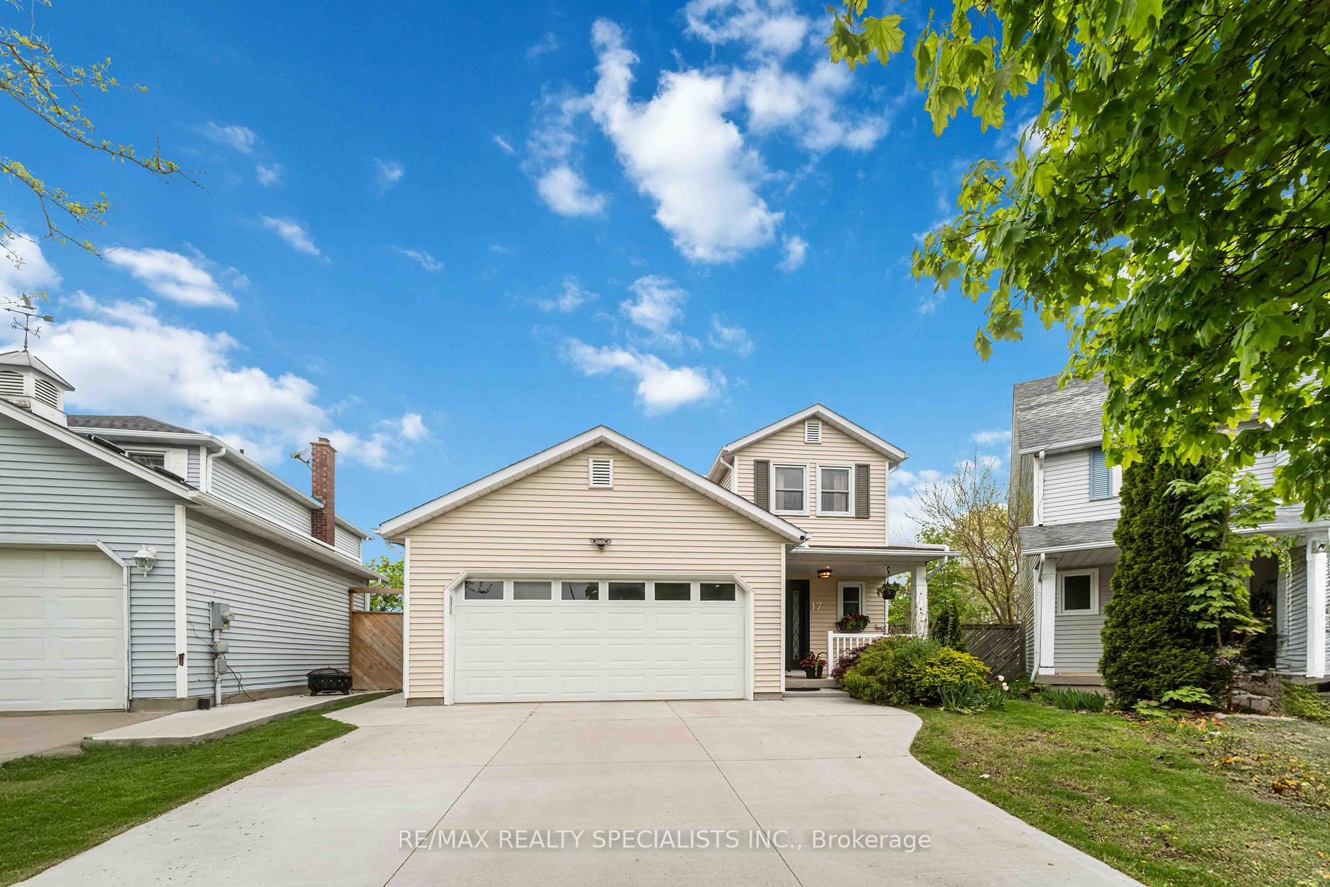 Front of 17 Rannie Court