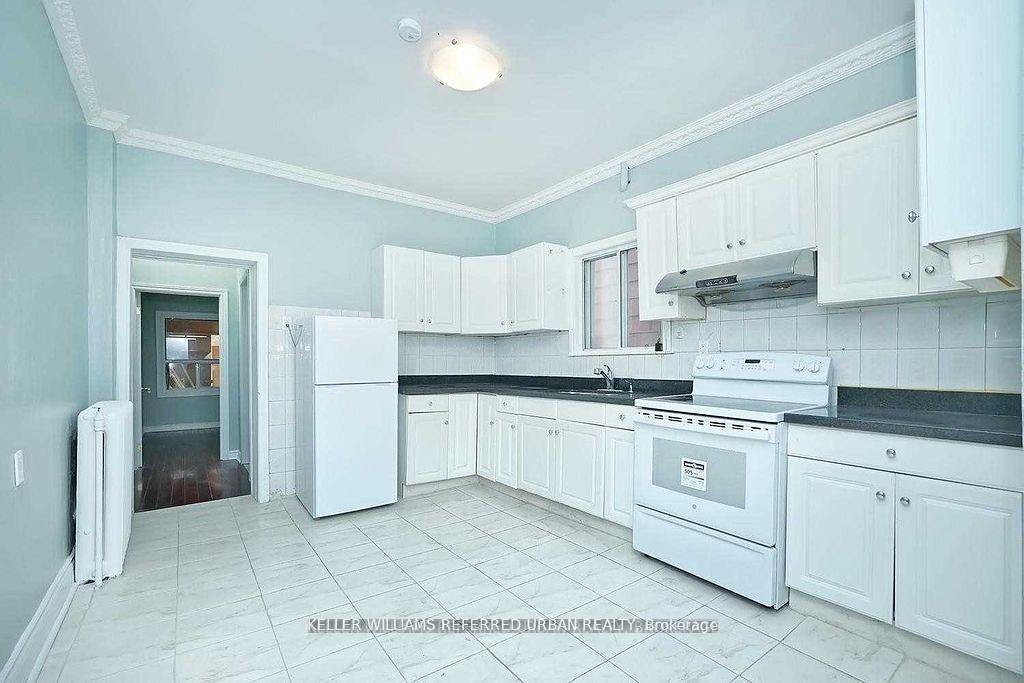Photo 8 of Unit Main, 575 Dufferin Street, Toronto, Little Portugal — HOMEH