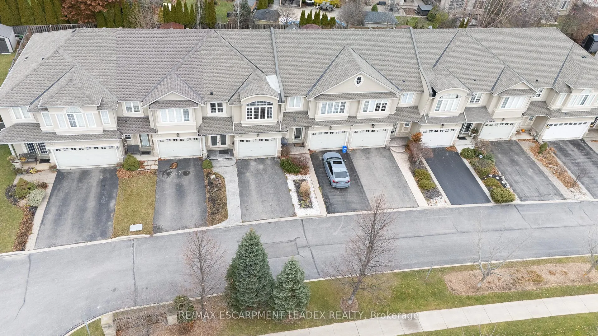 Photo 47 of 468 Stonehenge Drive, Hamilton, Meadowlands — HOMEH