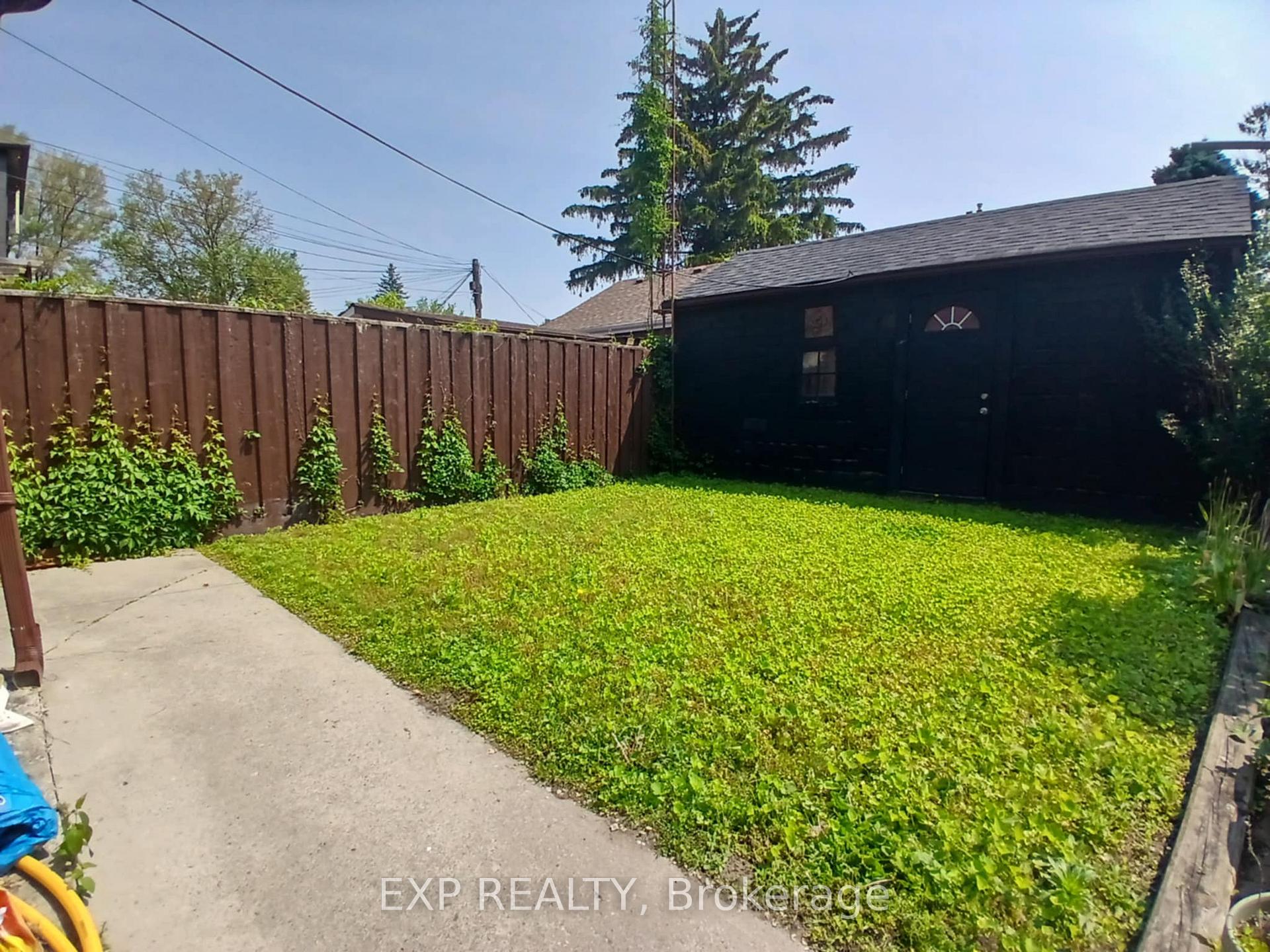 Photo 8 of Unit Lower, 1 Chilton Road, Toronto, East York — HOMEH