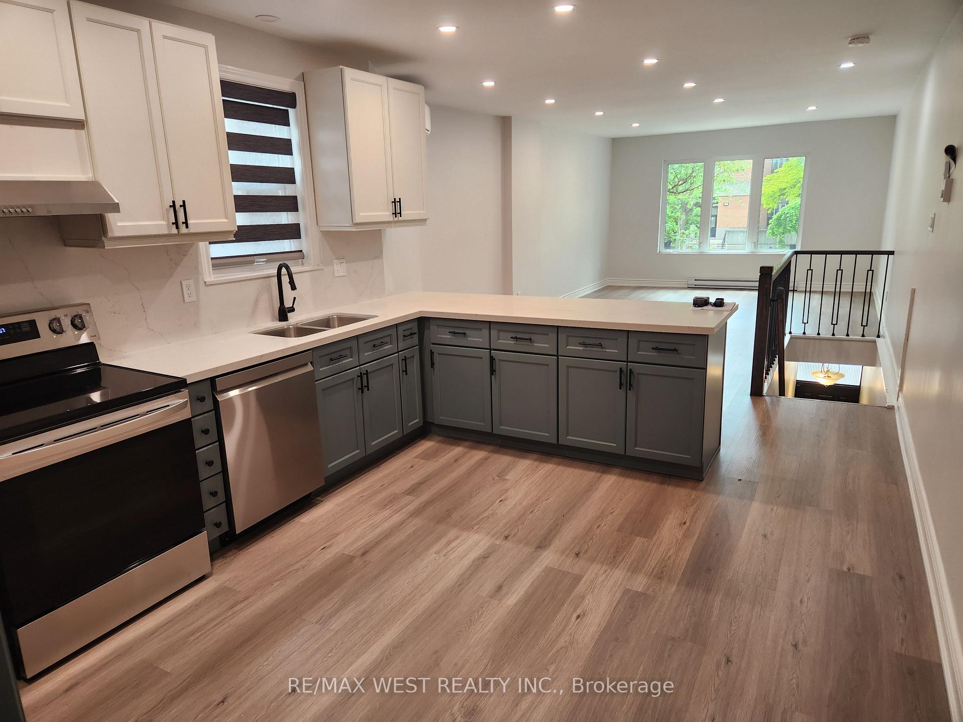 Photo 2 of Unit Upper, 992 St Clair Avenue W, Toronto, Oakwood Village — HOMEH