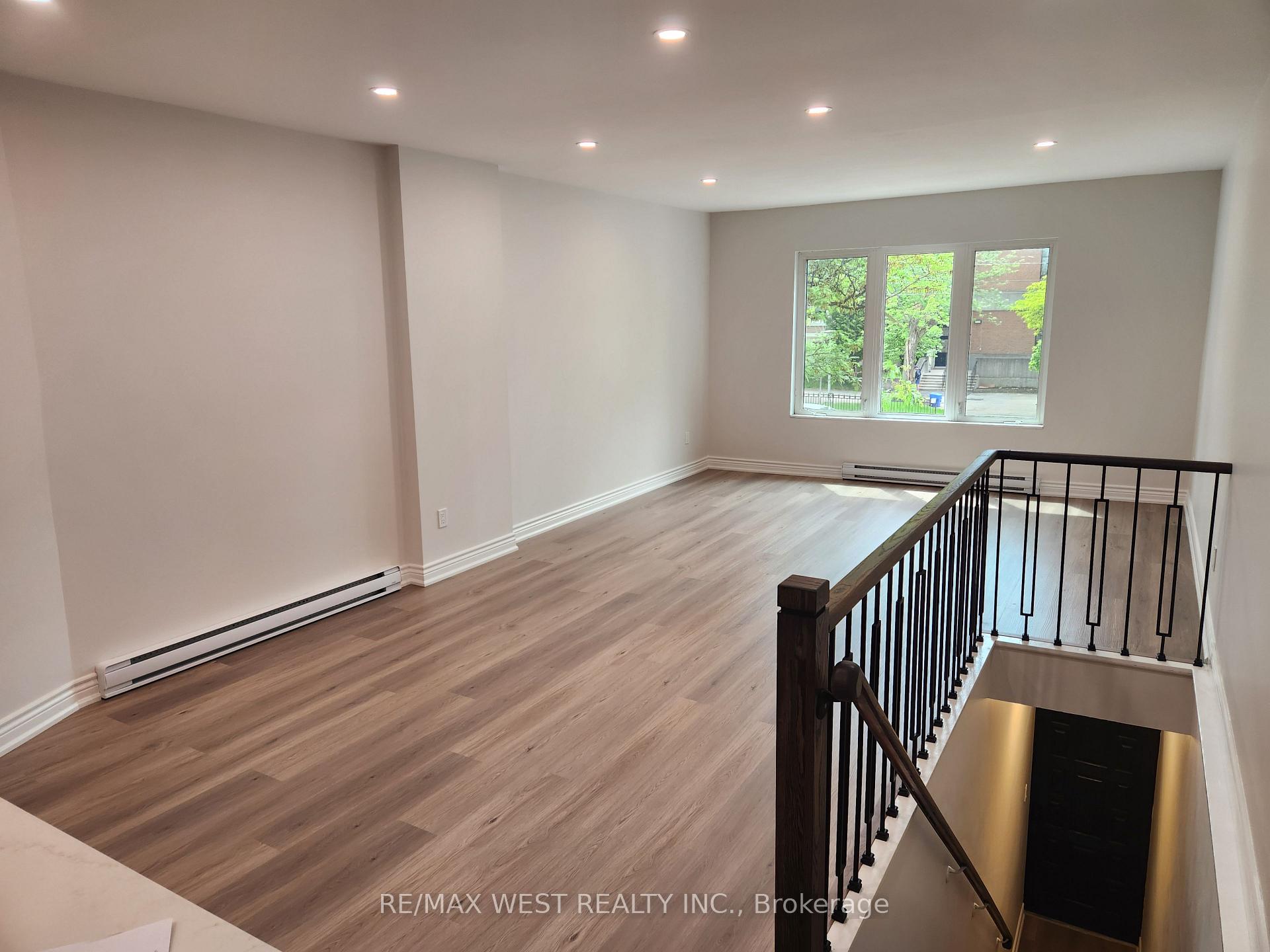 Photo 3 of Unit Upper, 992 St Clair Avenue W, Toronto, Oakwood Village — HOMEH