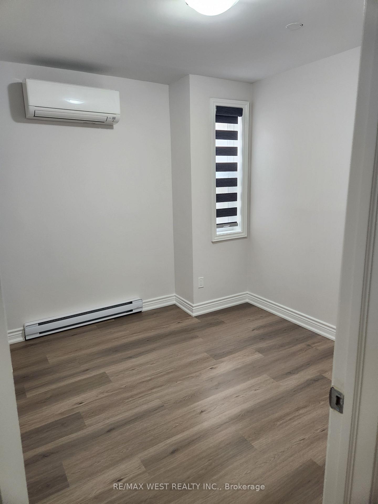 Photo 12 of Unit Upper, 992 St Clair Avenue W, Toronto, Oakwood Village — HOMEH