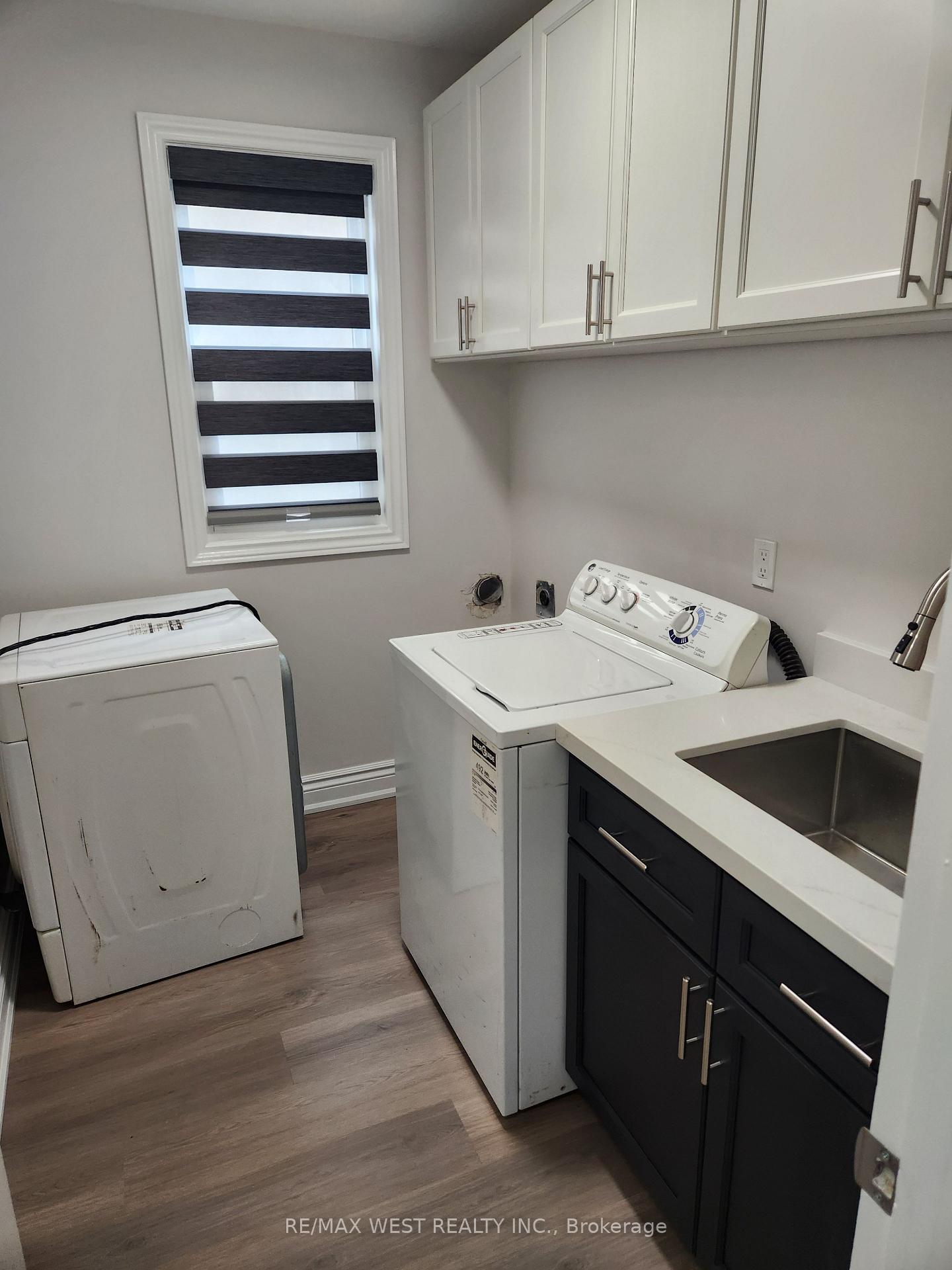 Photo 14 of Unit Upper, 992 St Clair Avenue W, Toronto, Oakwood Village — HOMEH