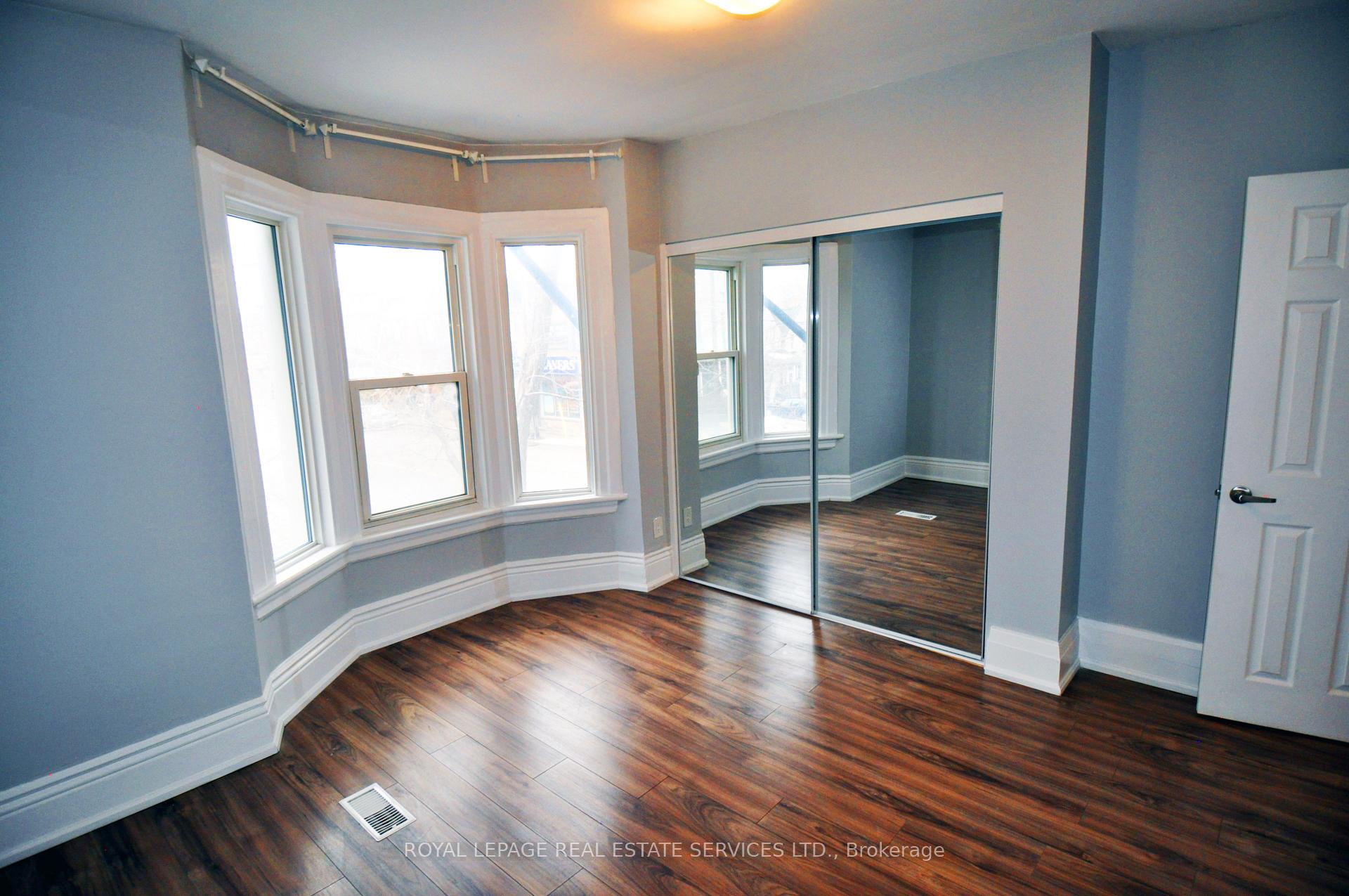 Photo 3 of Unit 3, 271 Albany Avenue, Toronto, The Annex — HOMEH