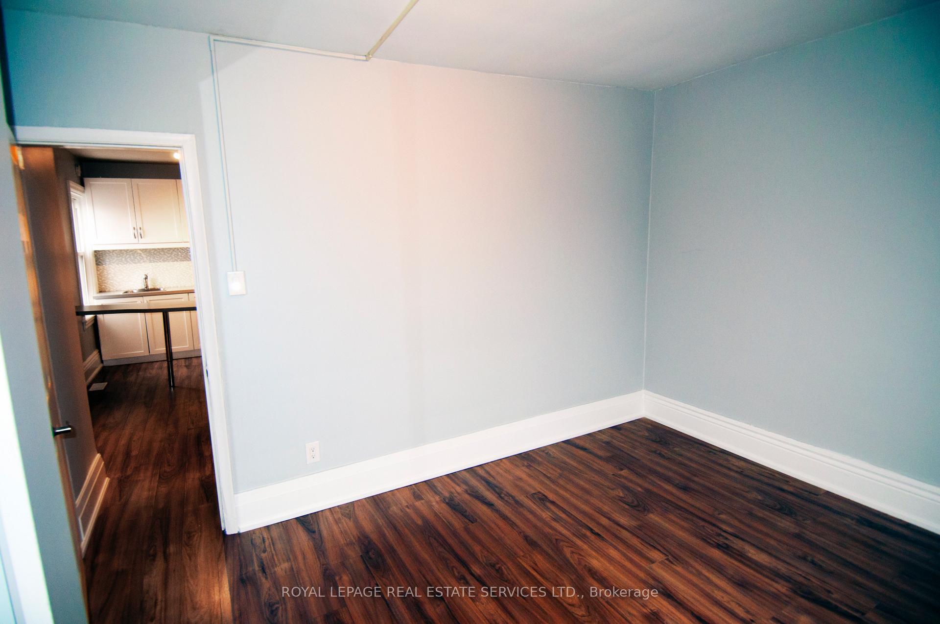Photo 5 of Unit 3, 271 Albany Avenue, Toronto, The Annex — HOMEH