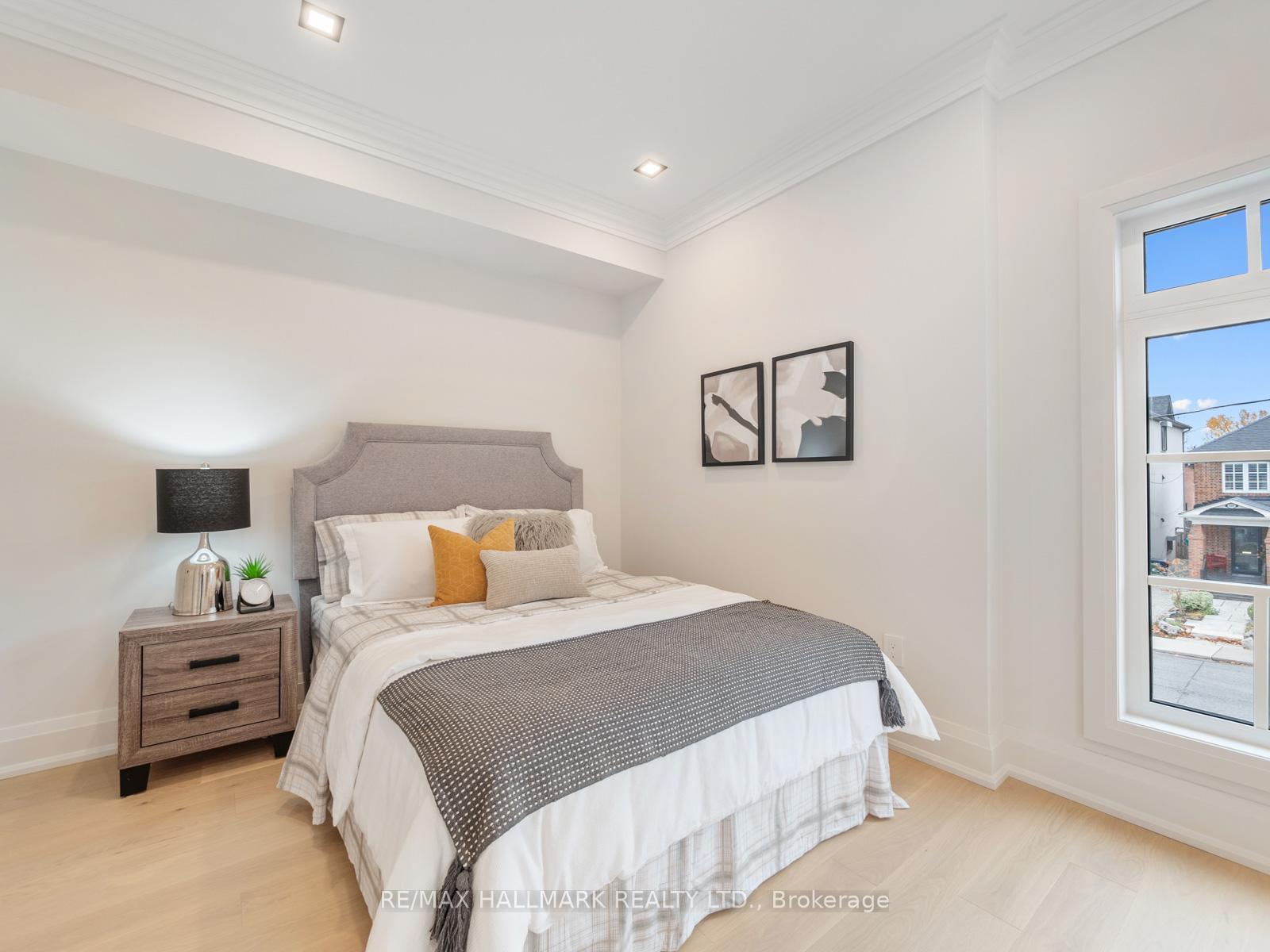 Photo 15 of 336 St Germain Avenue, Toronto, Lawrence Park North — HOMEH
