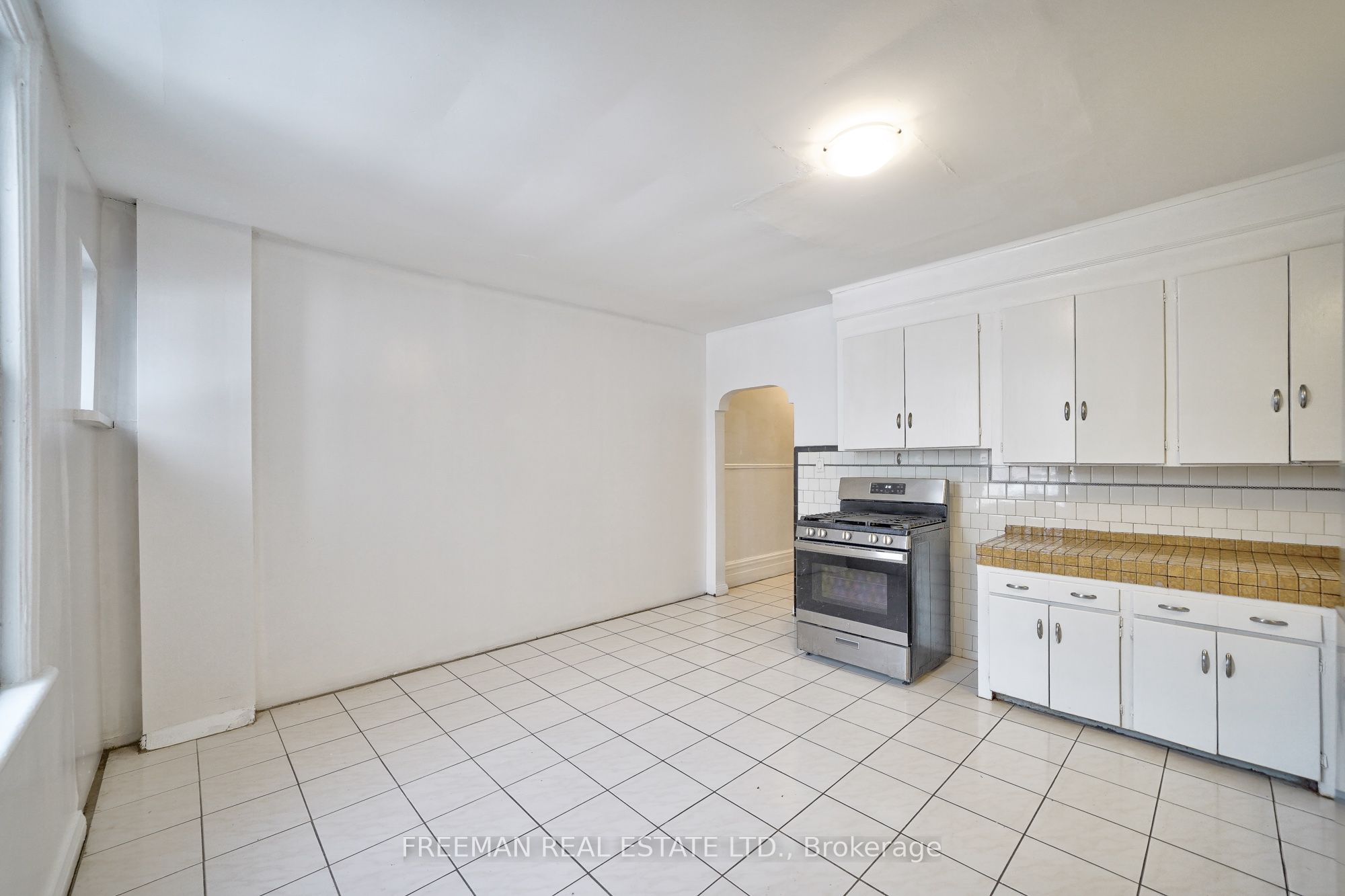 Photo 51 of 433 Manning Avenue, Toronto, Palmerston-Little Italy — HOMEH