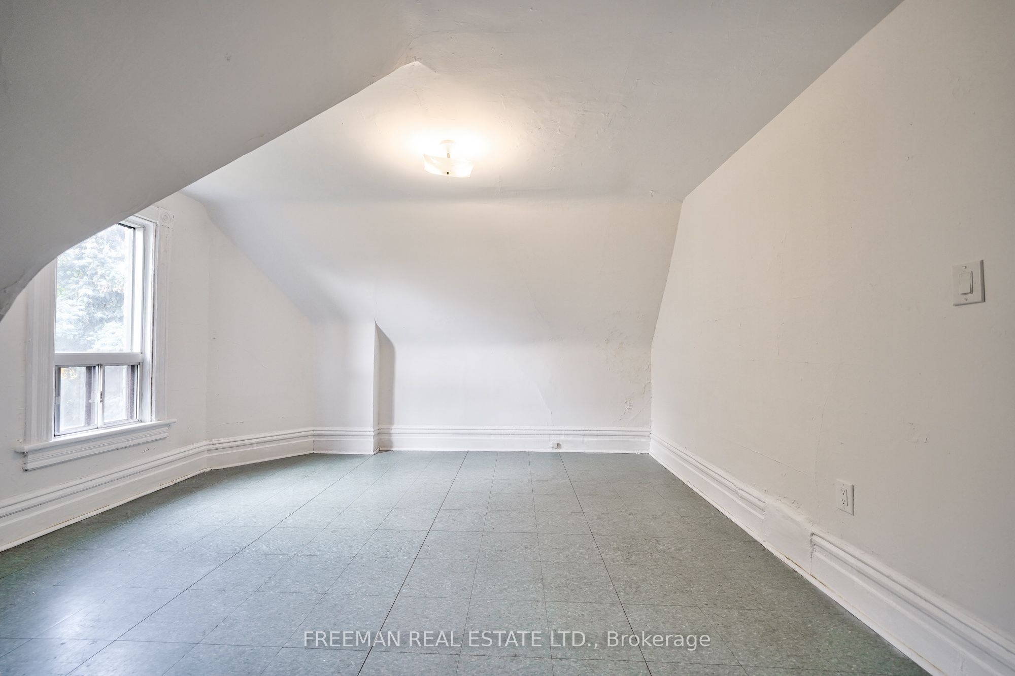 Photo 65 of 433 Manning Avenue, Toronto, Palmerston-Little Italy — HOMEH