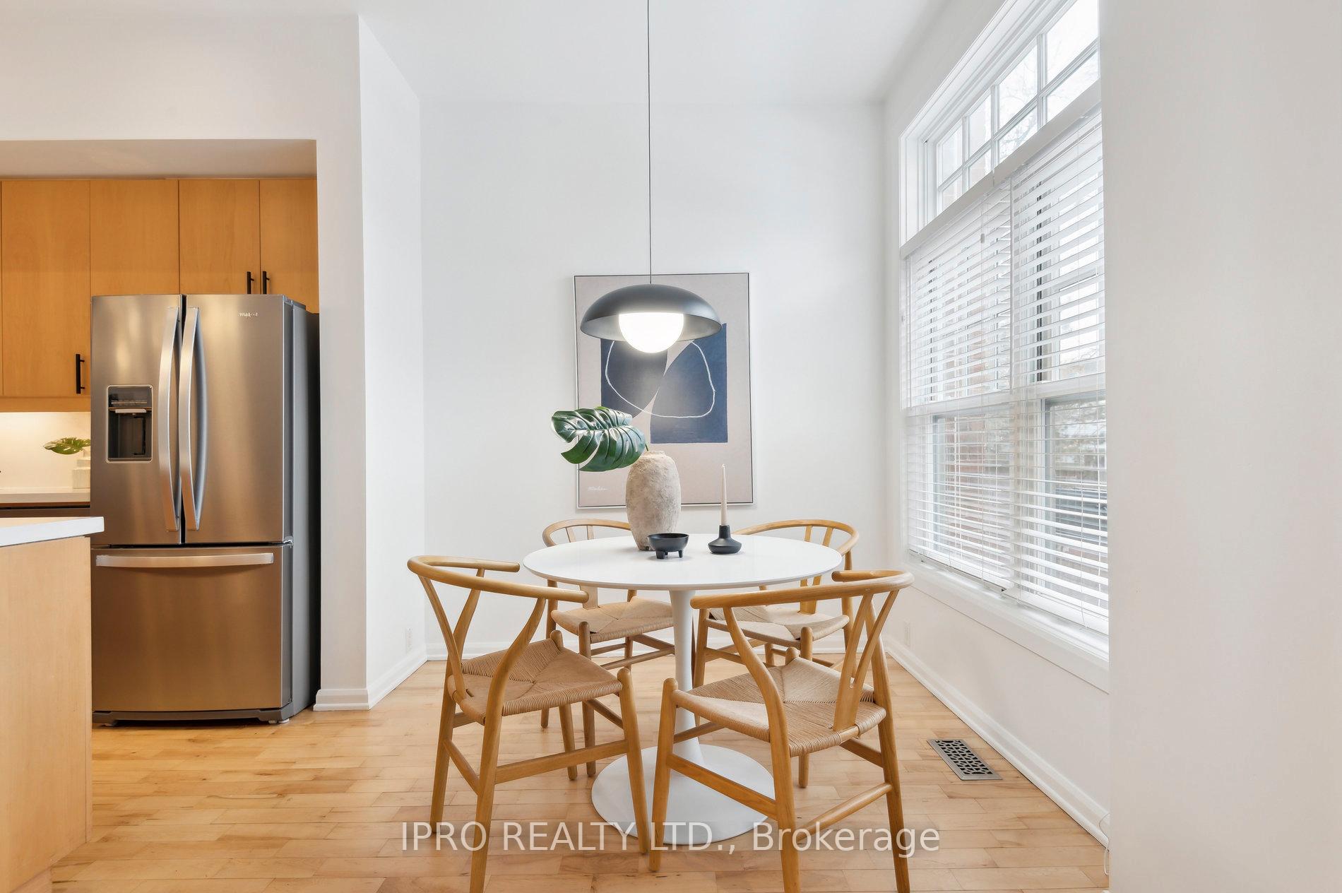 Photo 6 of 912D Logan Avenue, Toronto, Playter Estates-Danforth — HOMEH