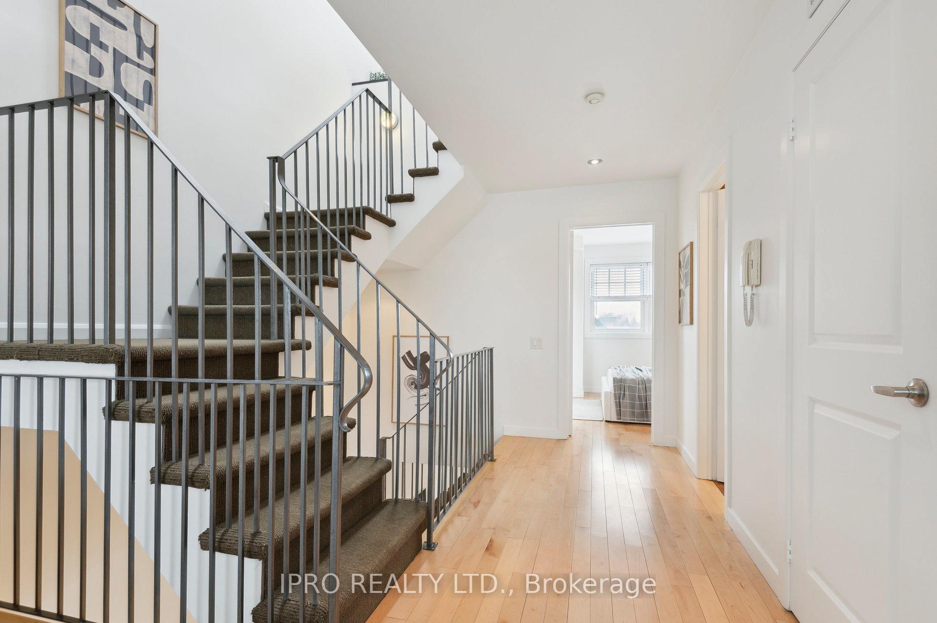 Photo 13 of 912D Logan Avenue, Toronto, Playter Estates-Danforth — HOMEH