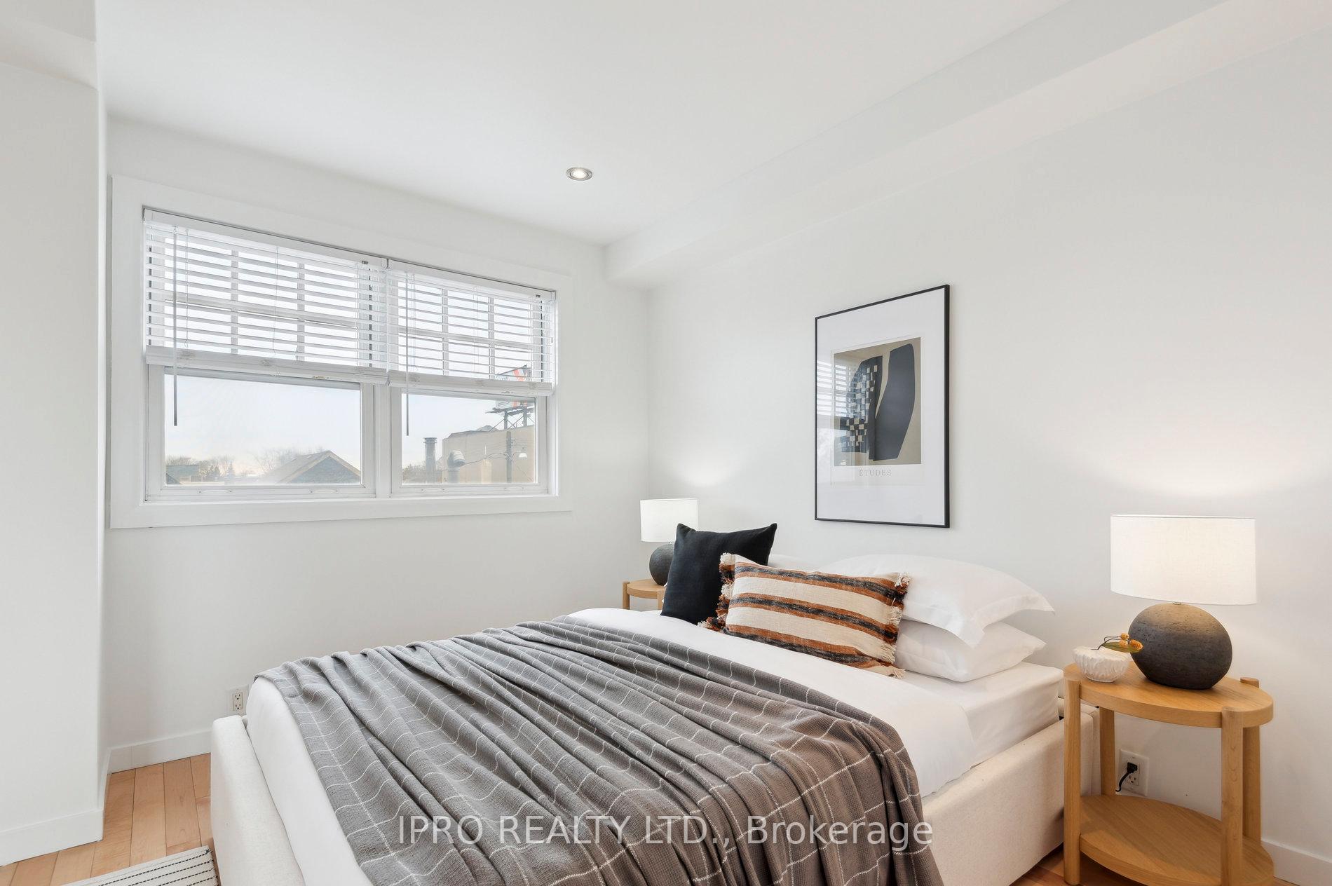 Photo 14 of 912D Logan Avenue, Toronto, Playter Estates-Danforth — HOMEH