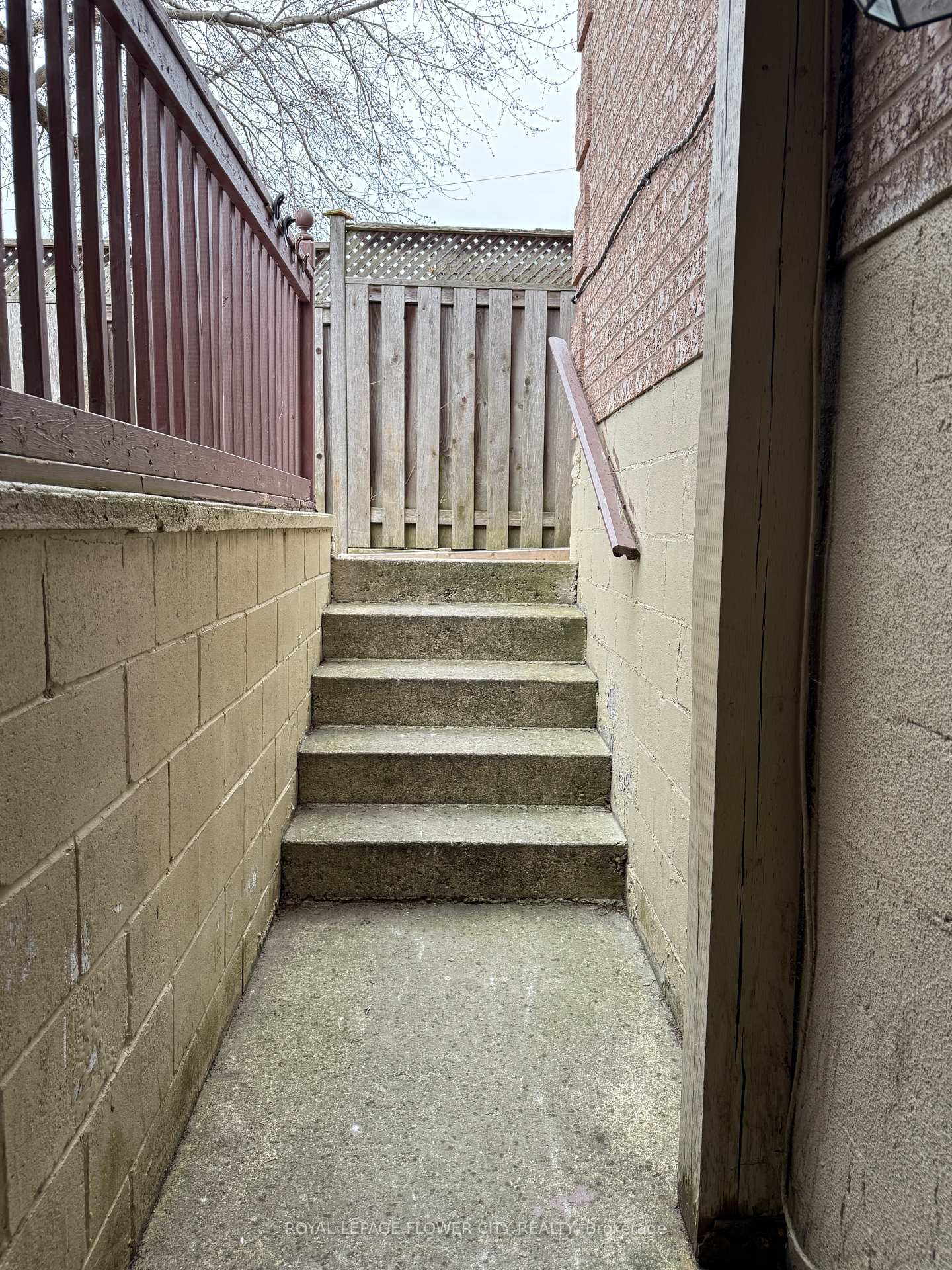 Photo 3 of Unit Basement, 110 Barker Avenue, Toronto, Danforth Village-East York — HOMEH