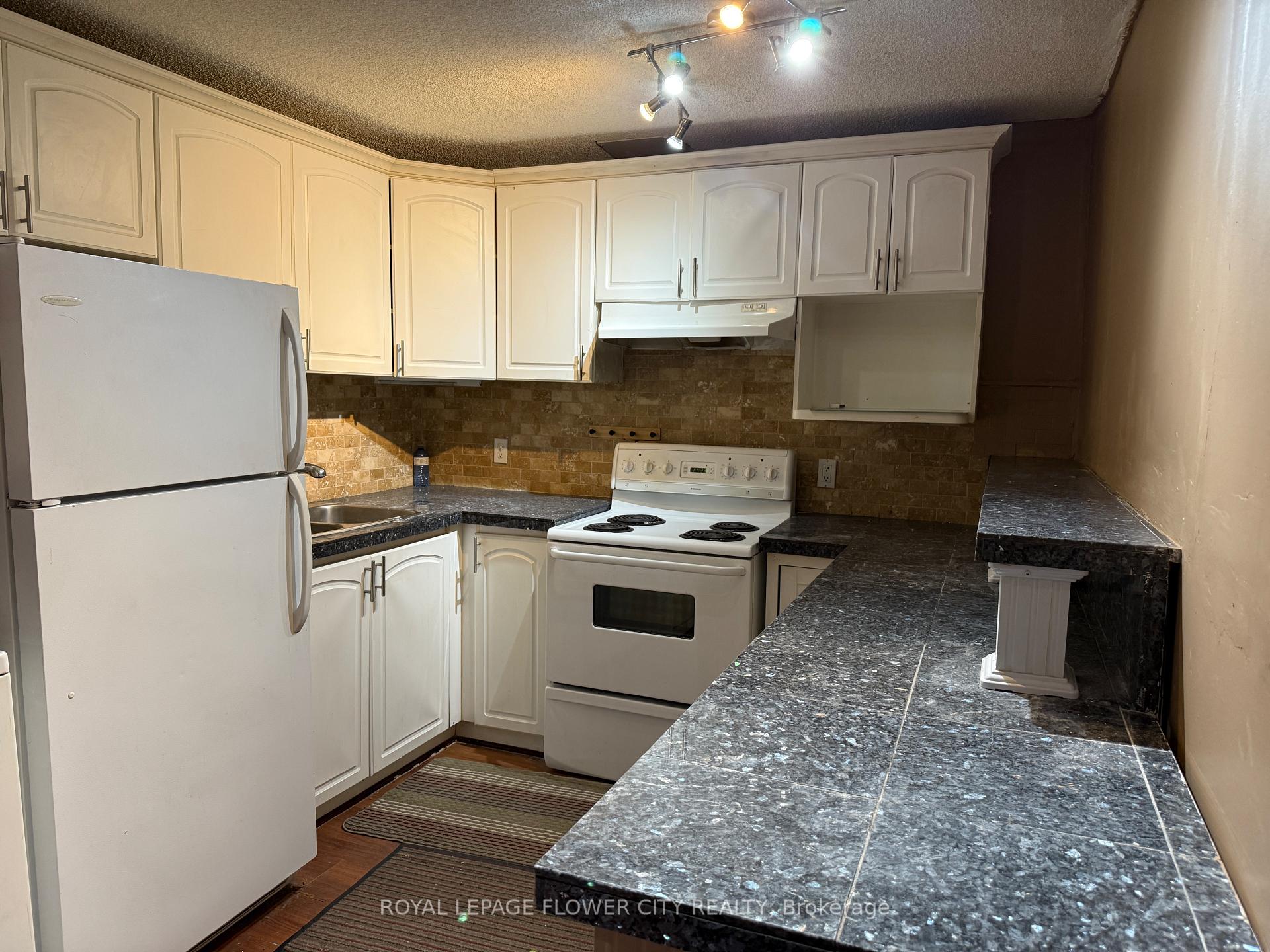 Photo 5 of Unit Basement, 110 Barker Avenue, Toronto, Danforth Village-East York — HOMEH
