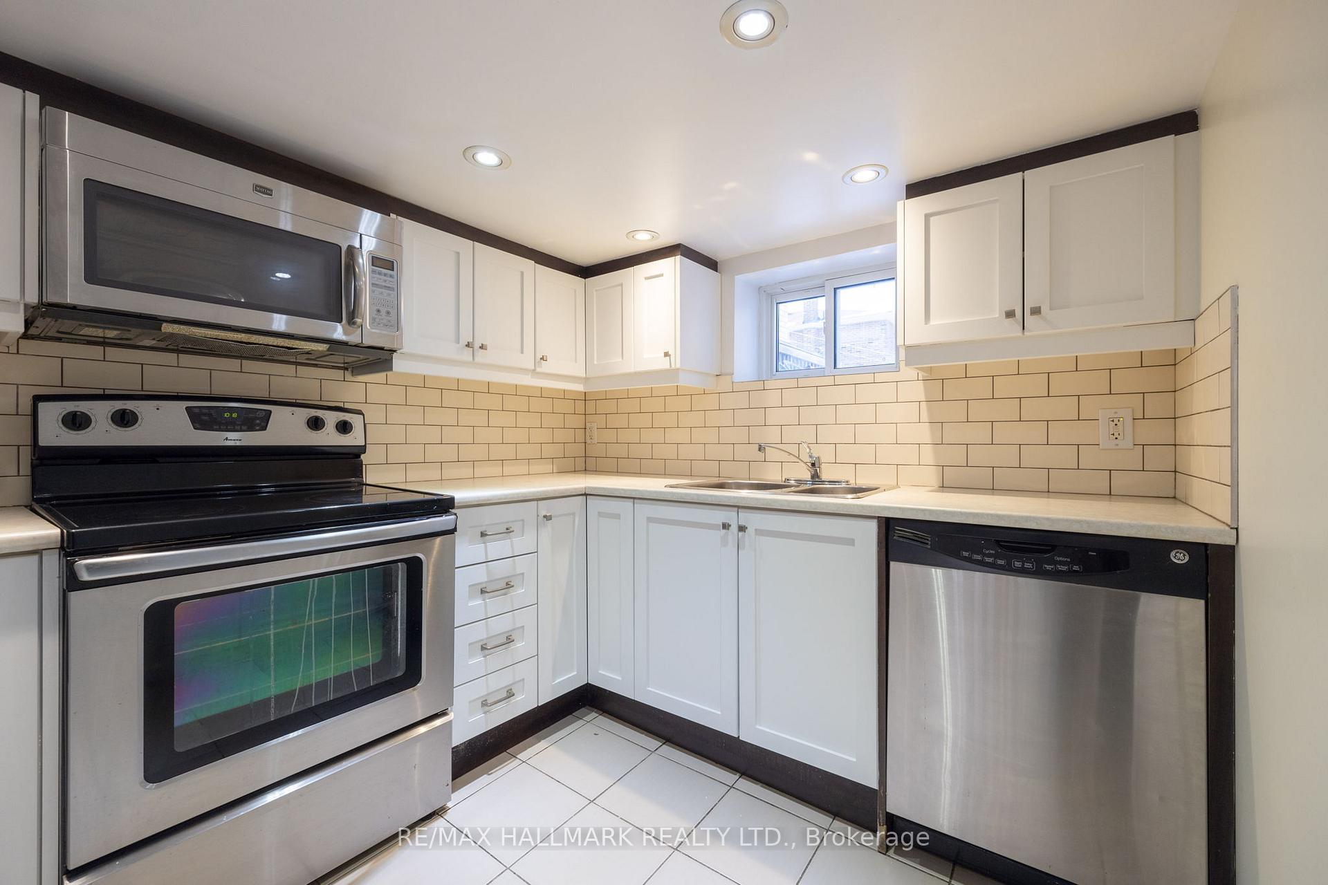 Photo 7 of Unit Basement, 152 Alameda Avenue, Toronto, Oakwood Village — HOMEH