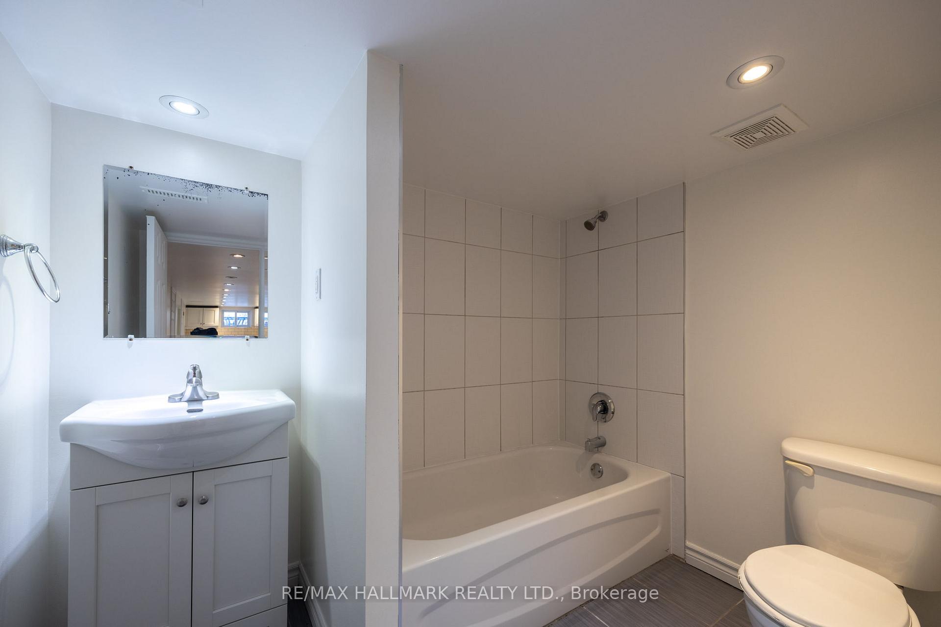 Photo 9 of Unit Basement, 152 Alameda Avenue, Toronto, Oakwood Village — HOMEH