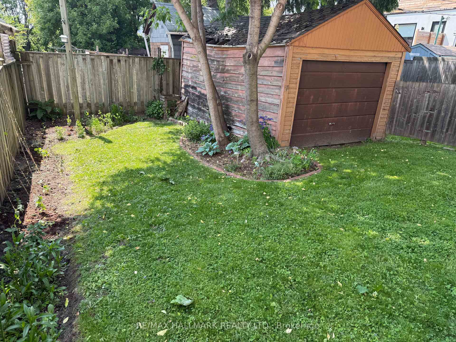 Photo 16 of Unit Basement, 152 Alameda Avenue, Toronto, Oakwood Village — HOMEH