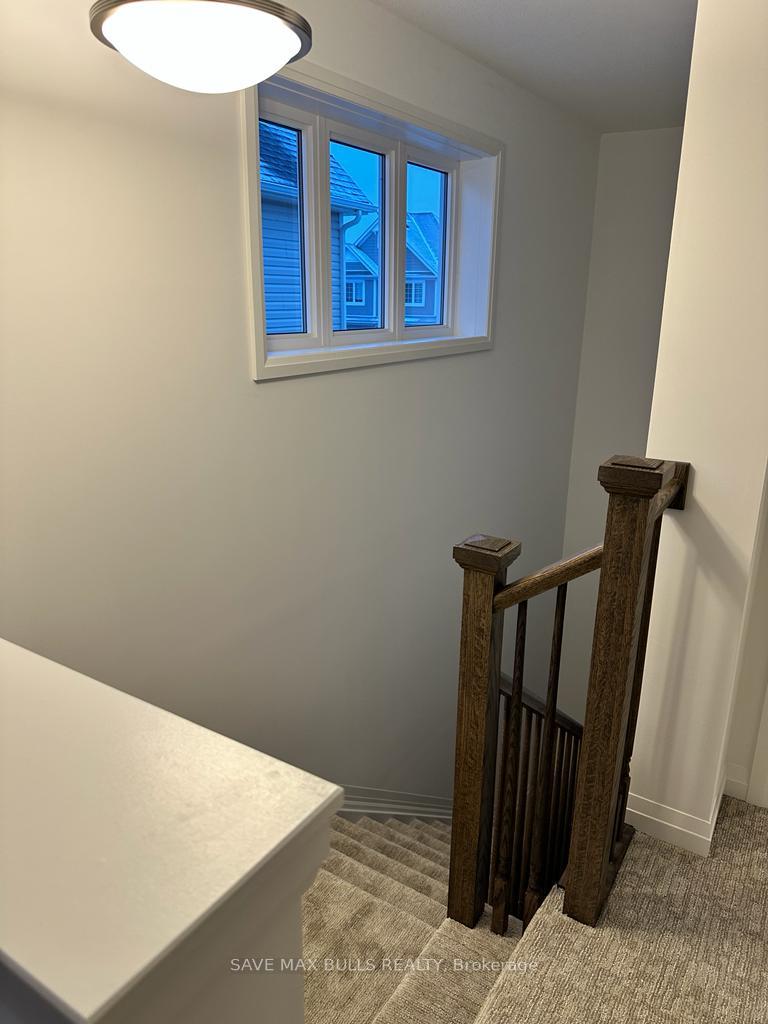 Photo 4 of 156 Bur Oak Drive, Thorold, Confederation Heights — HOMEH