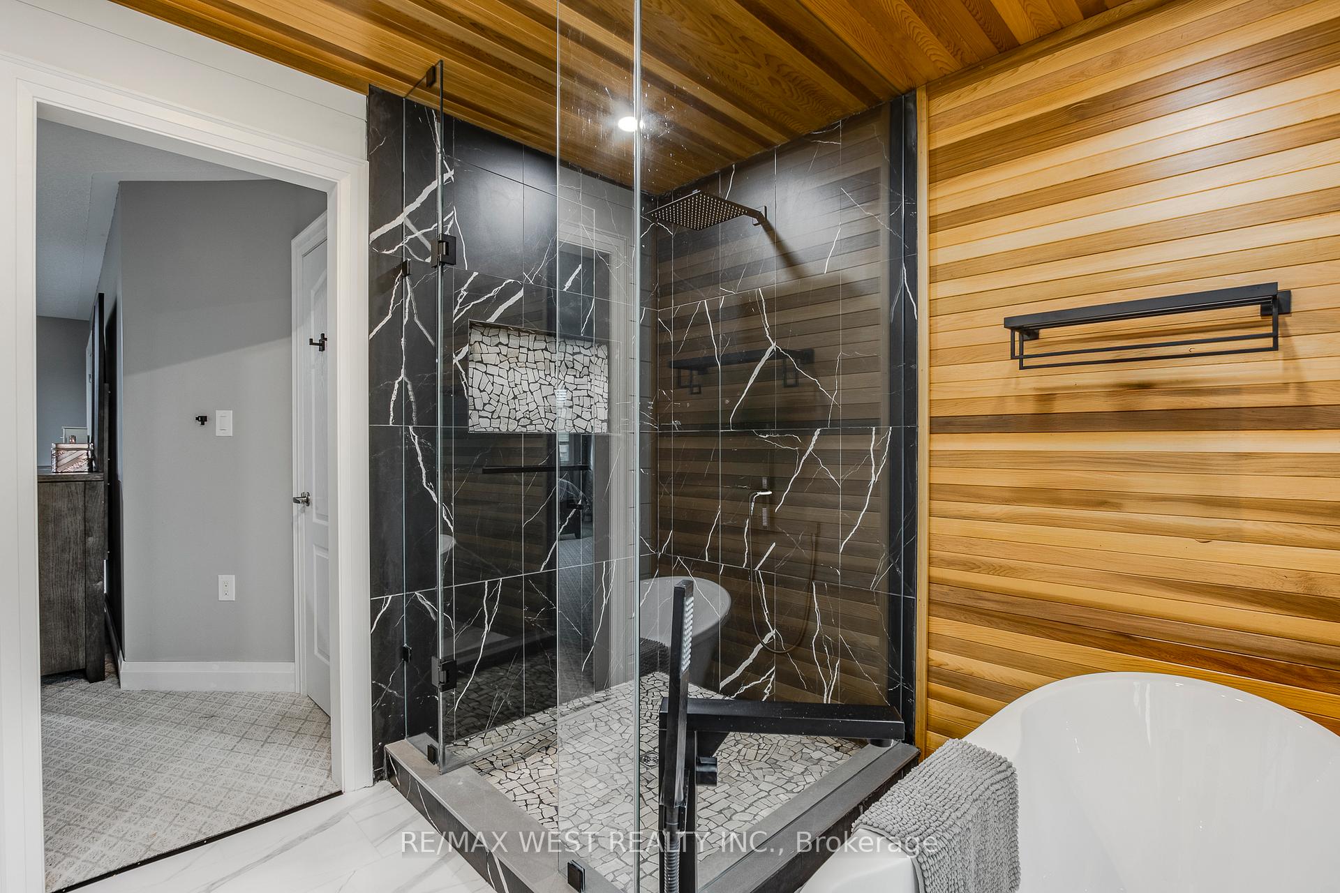 Photo 15 of 14 Sheppard Drive, Tay, Victoria Harbour — HOMEH